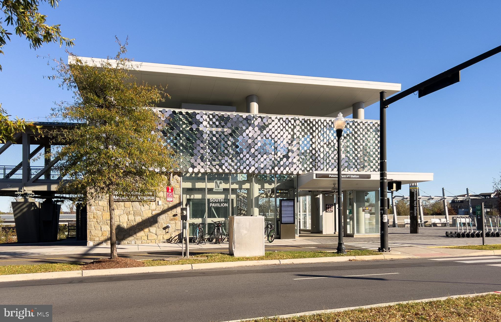 CRYSTAL PARK - Residential