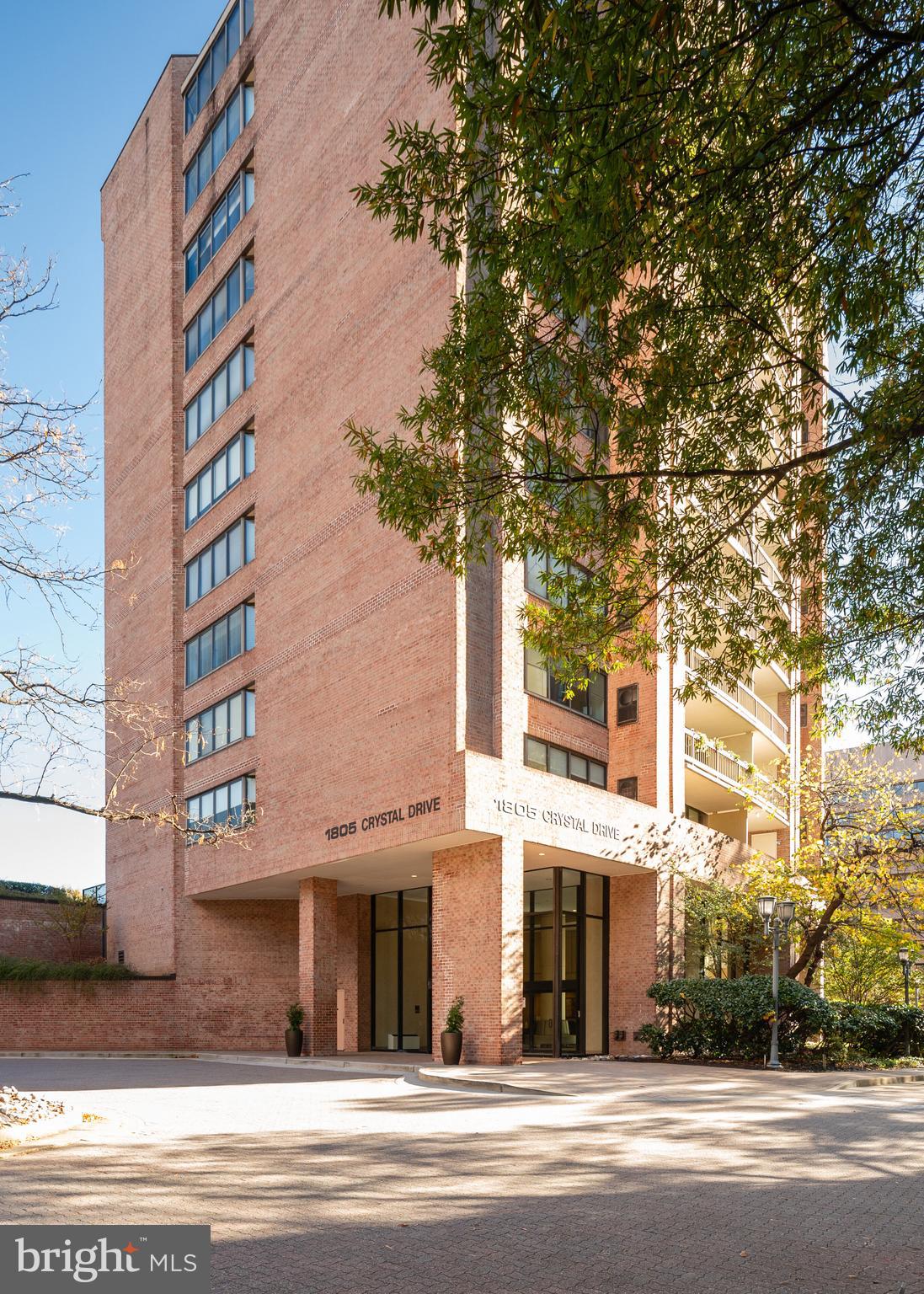 CRYSTAL PARK - Residential