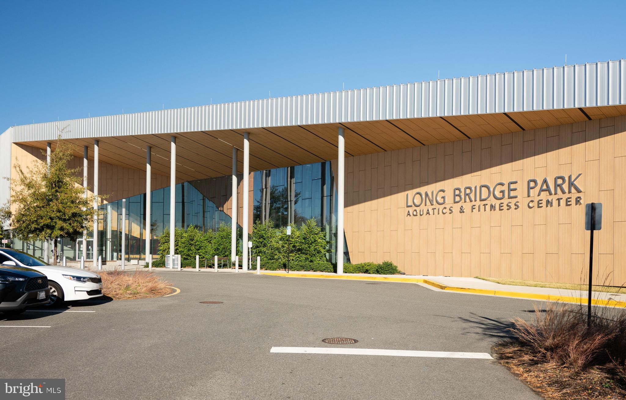 CRYSTAL PARK - Residential