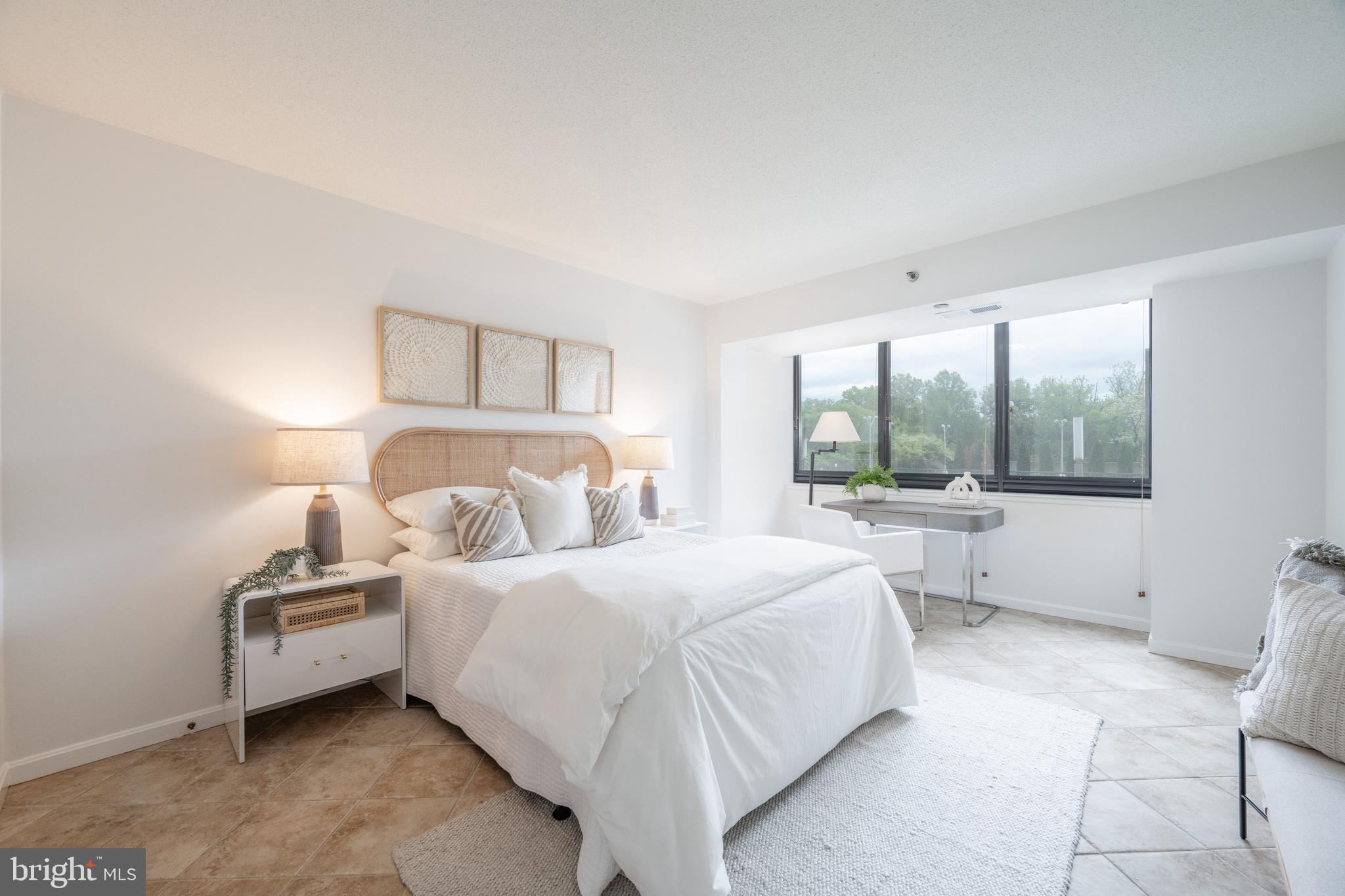 CRYSTAL PARK - Residential