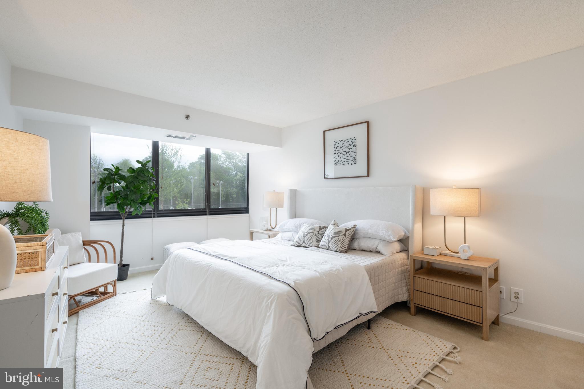 CRYSTAL PARK - Residential