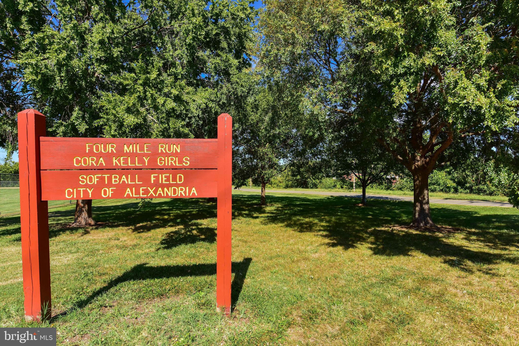 CRYSTAL PARK - Residential