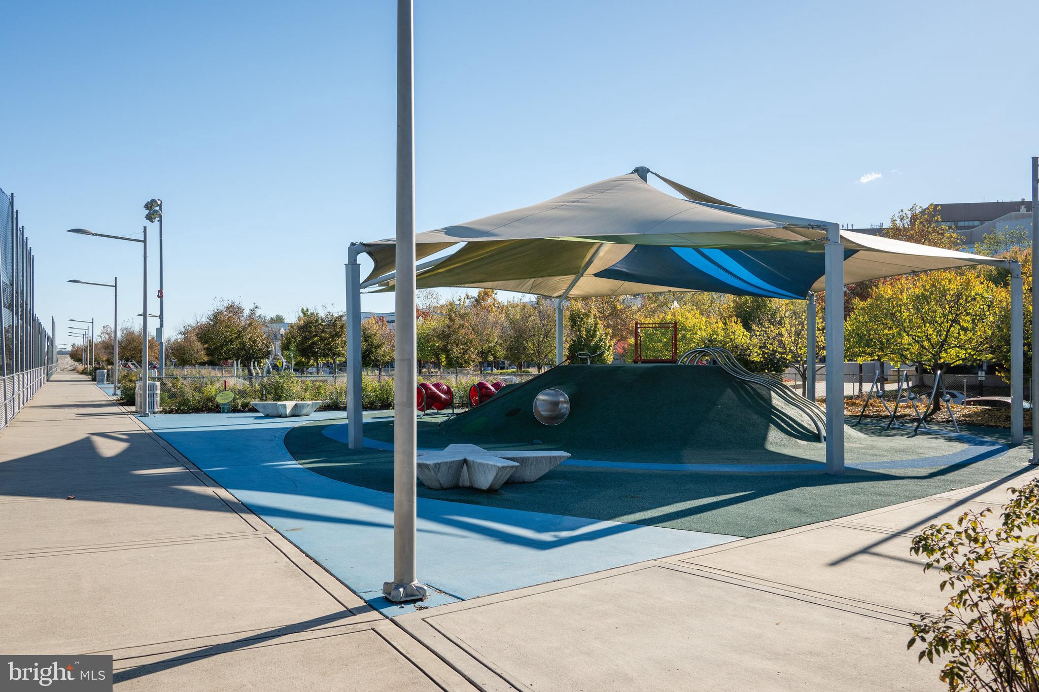 CRYSTAL PARK - Residential