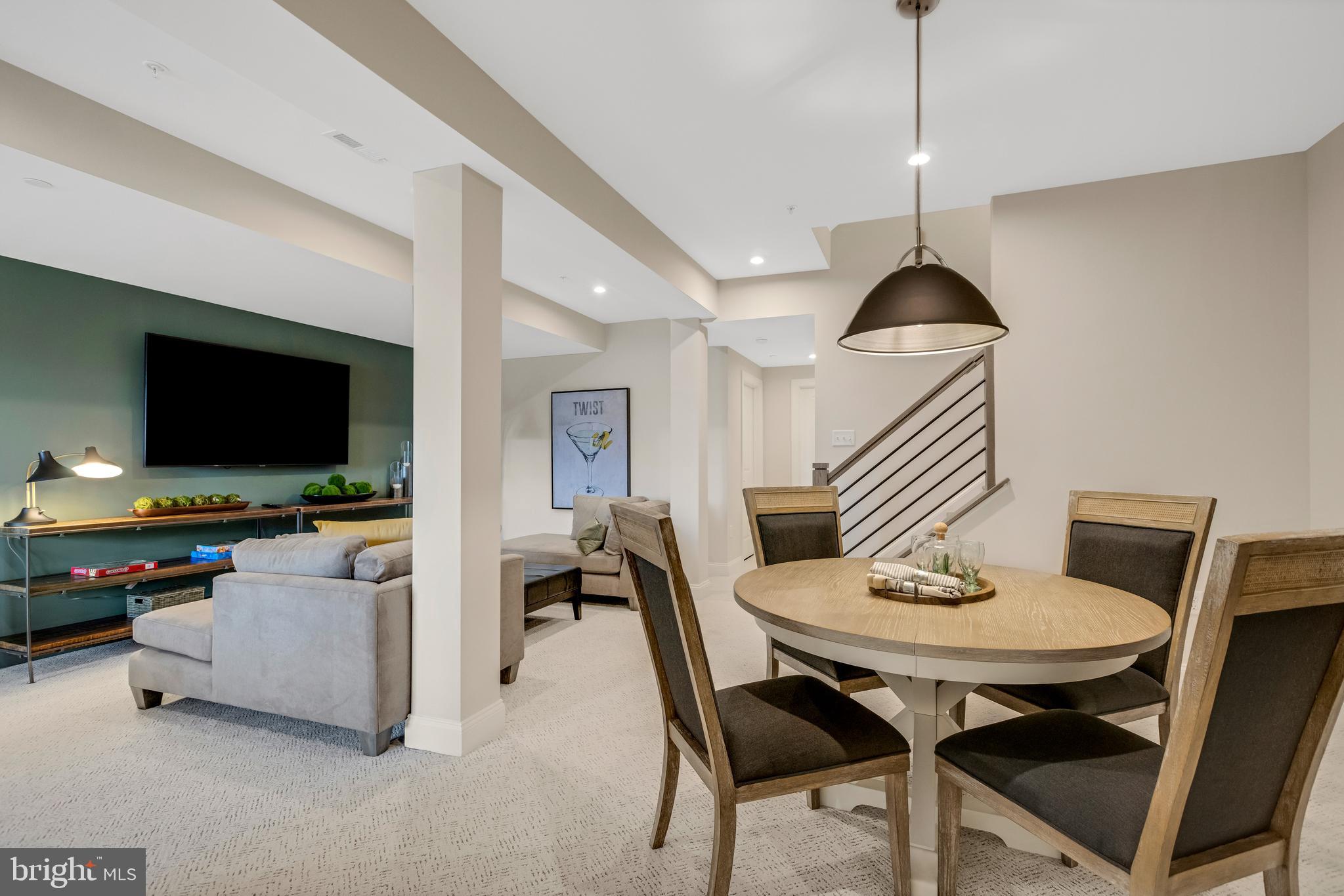 MASON SQUARE - Residential