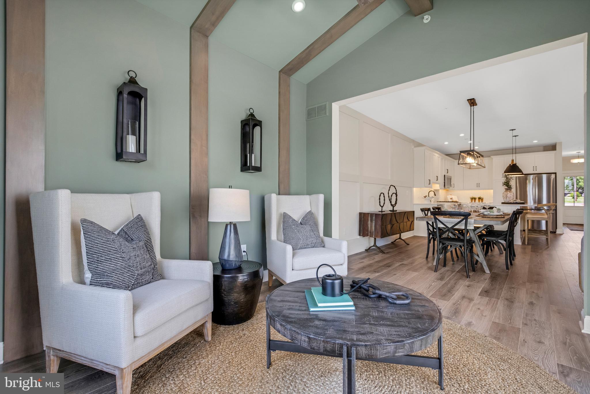 MASON SQUARE - Residential