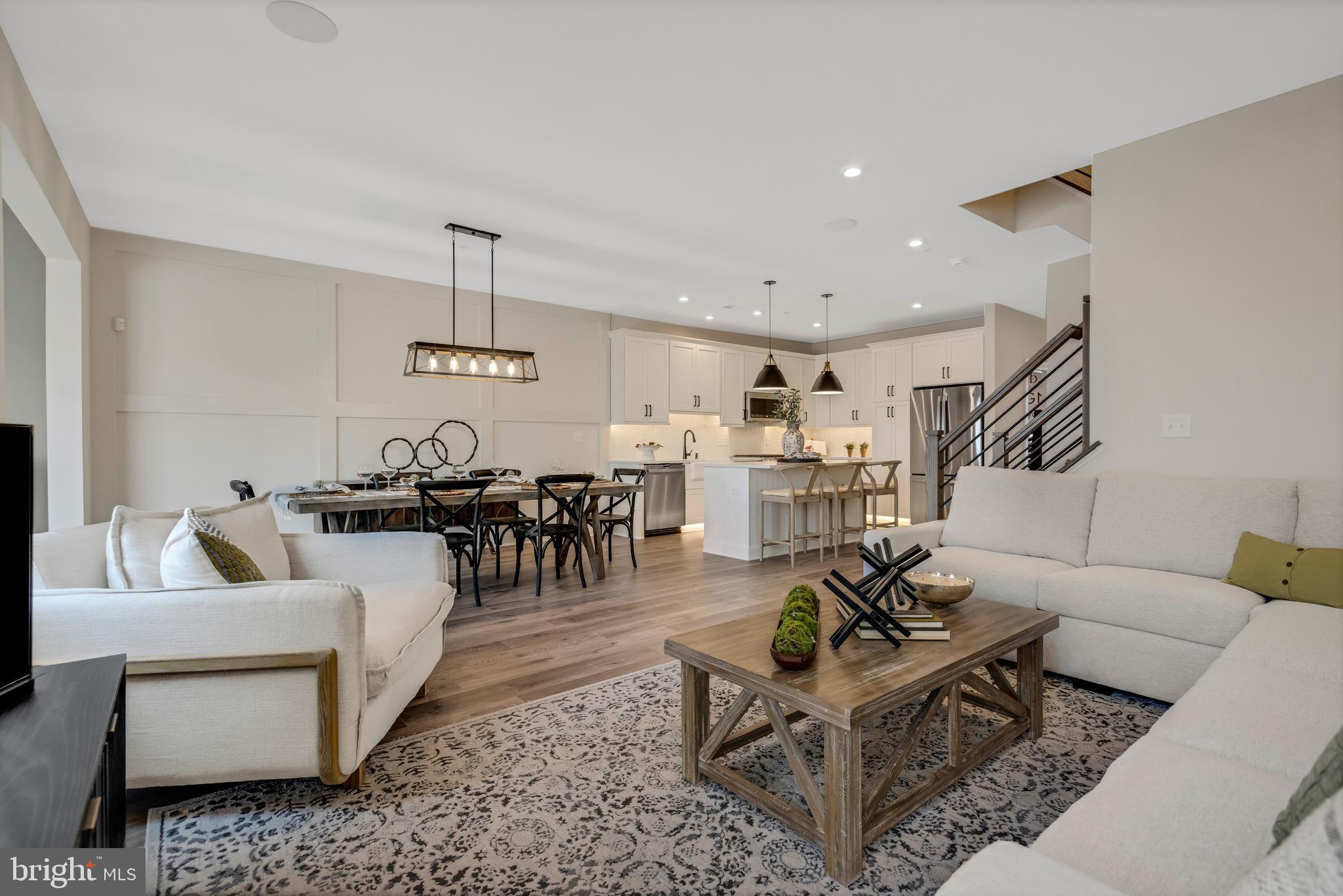 MASON SQUARE - Residential