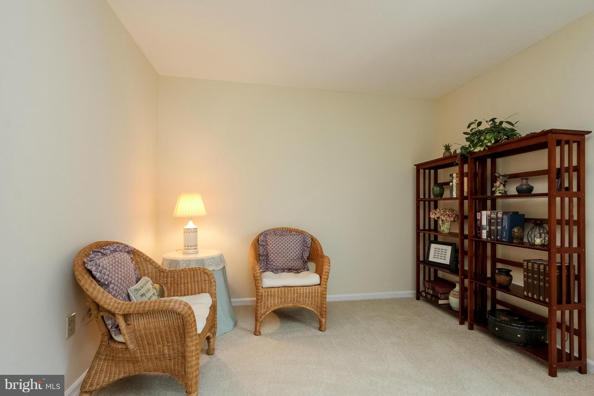 CHANTILLY HIGHLANDS - Residential