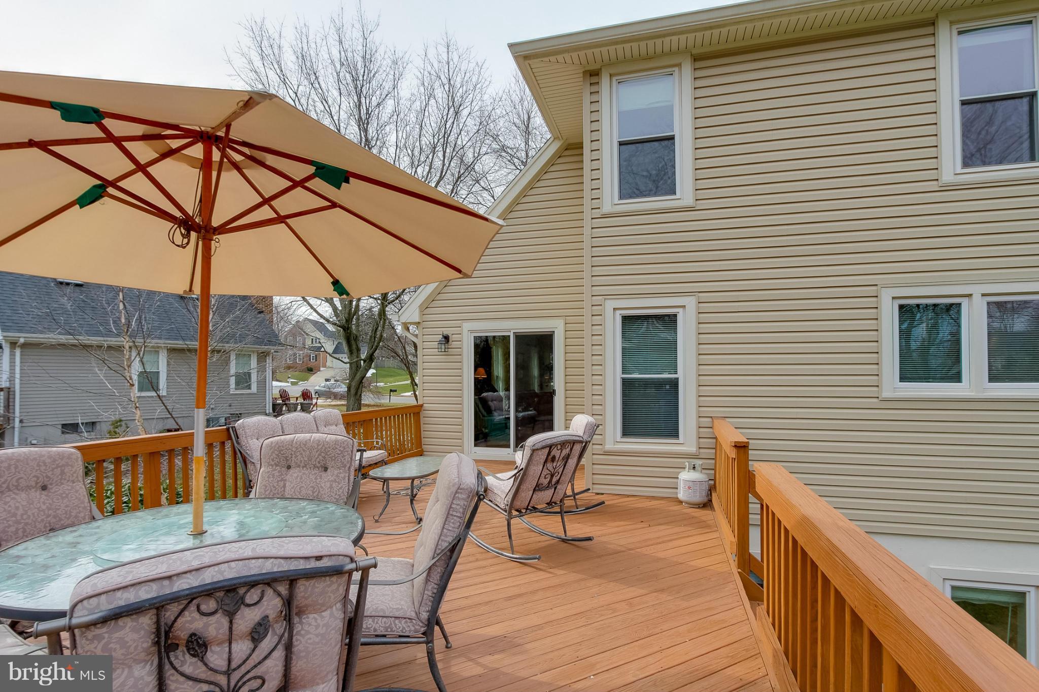 CHANTILLY HIGHLANDS - Residential