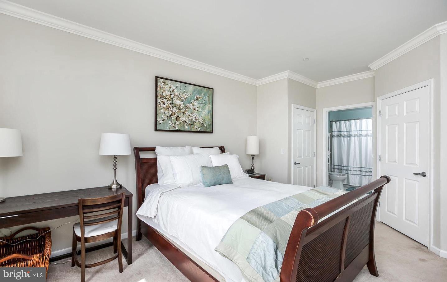 PIERSIDE AT HARBORVIEW - Residential