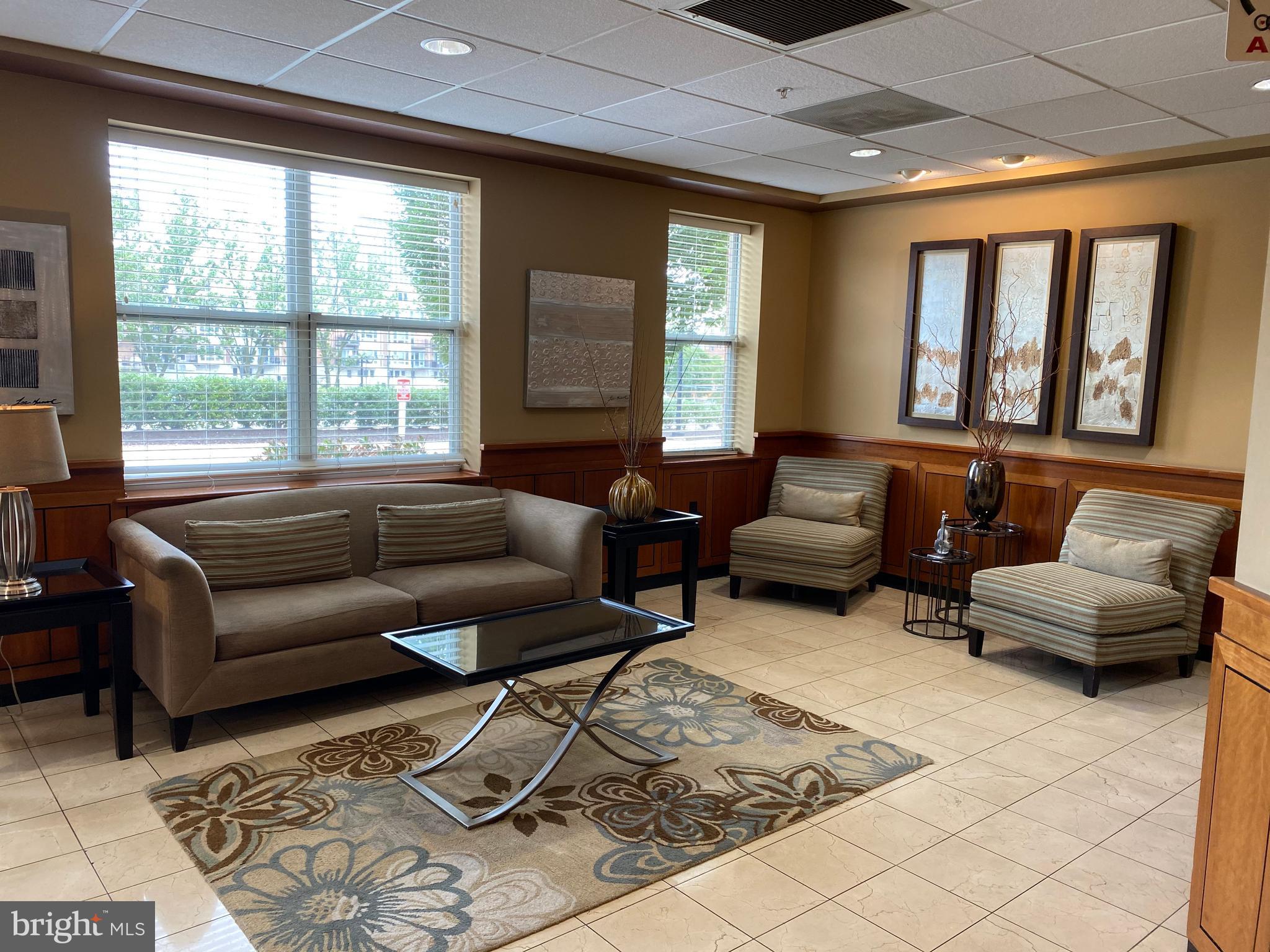 PIERSIDE AT HARBORVIEW - Residential