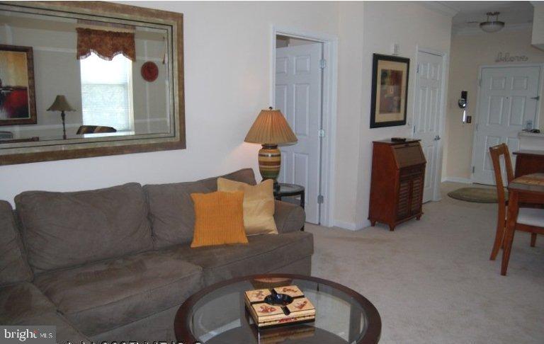 PIERSIDE AT HARBORVIEW - Residential