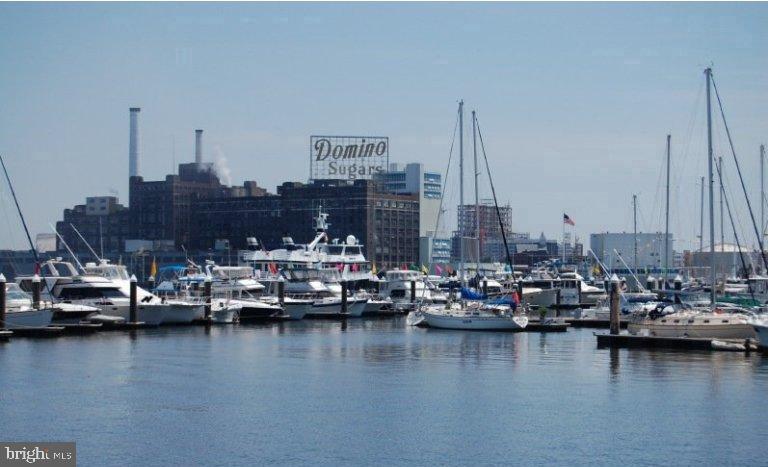 PIERSIDE AT HARBORVIEW - Residential