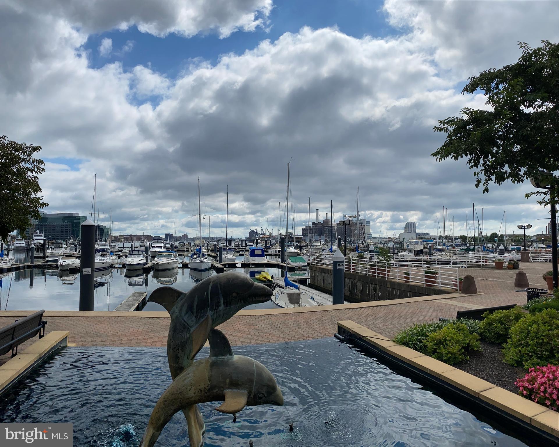 PIERSIDE AT HARBORVIEW - Residential