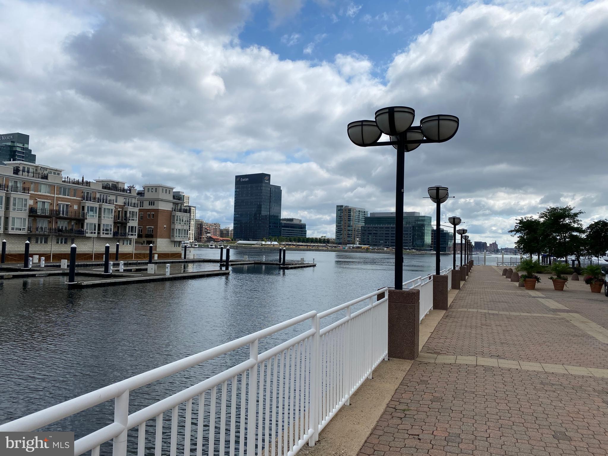 PIERSIDE AT HARBORVIEW - Residential