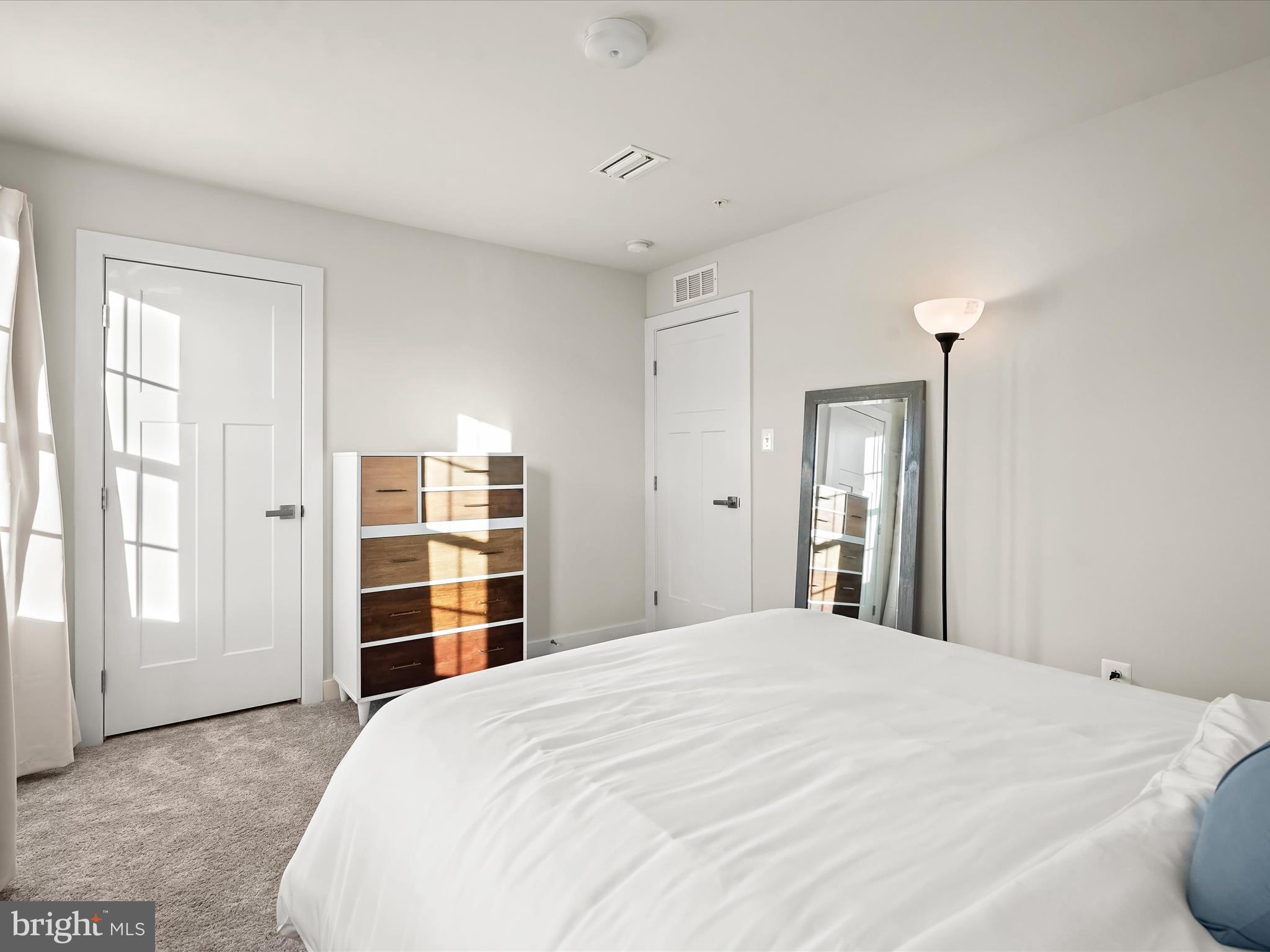 CHRISTOPHER POINTE - Residential