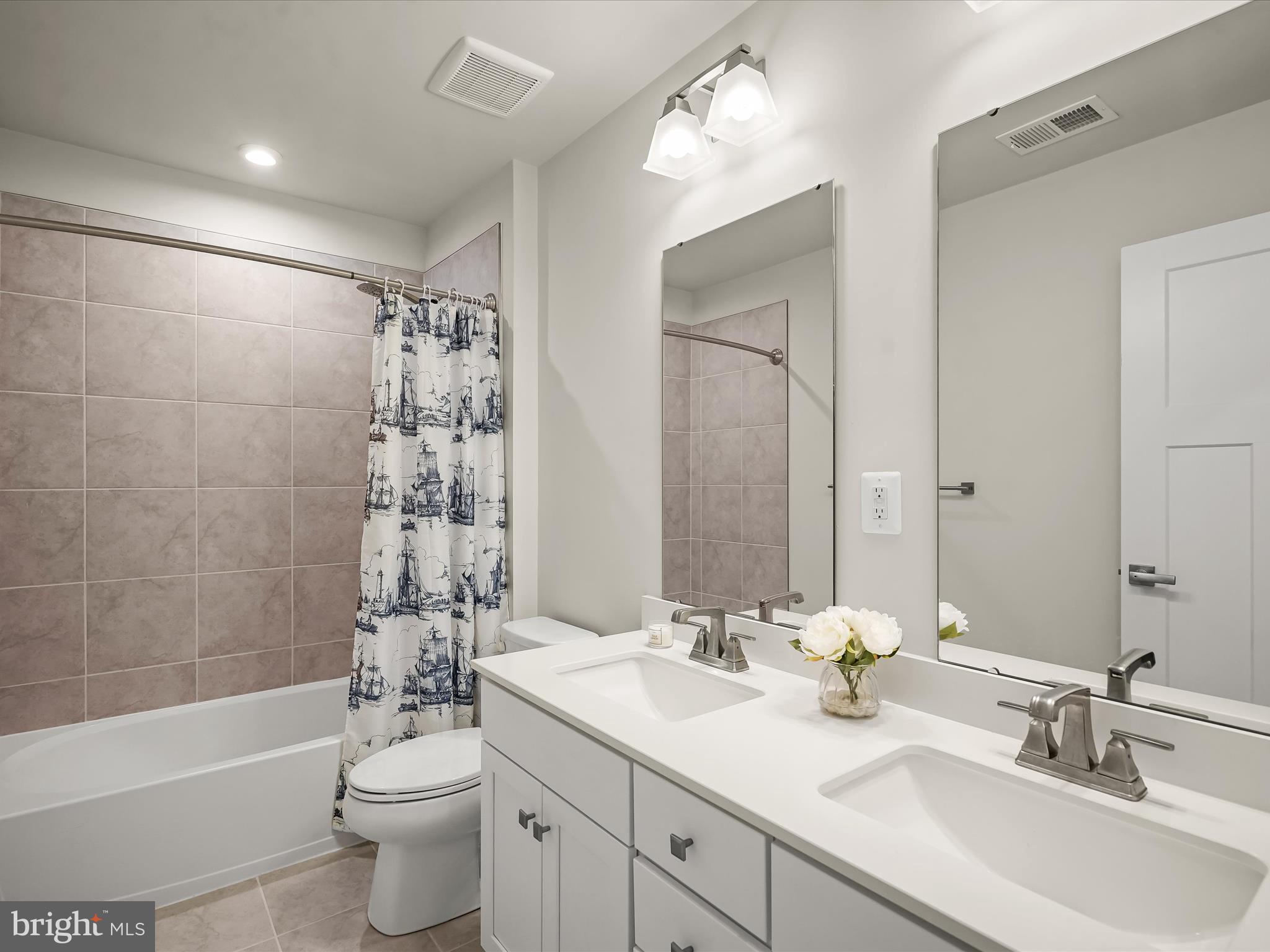 CHRISTOPHER POINTE - Residential