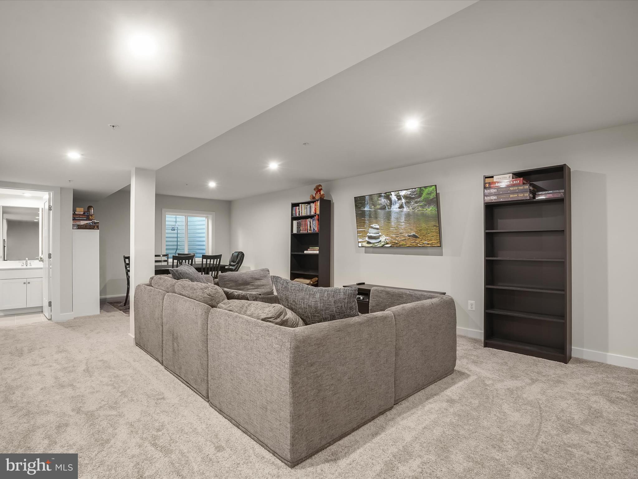 CHRISTOPHER POINTE - Residential