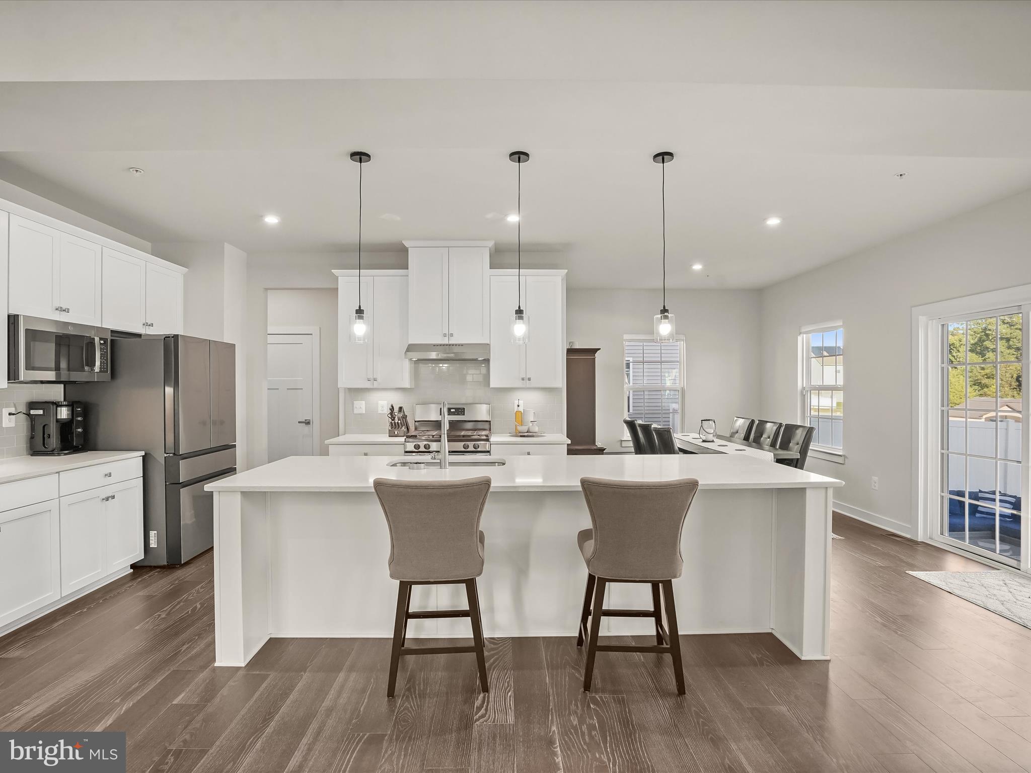 CHRISTOPHER POINTE - Residential