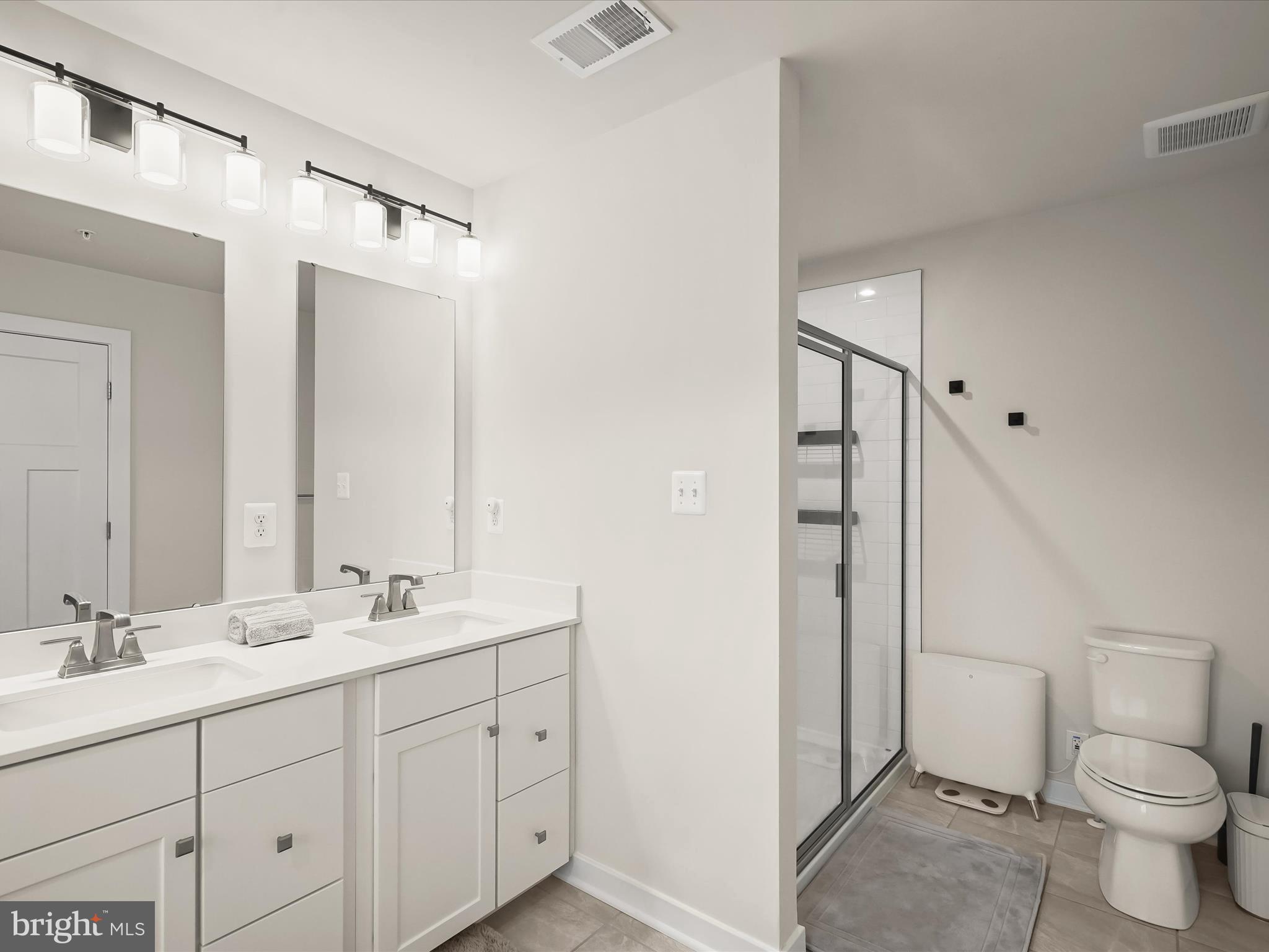 CHRISTOPHER POINTE - Residential