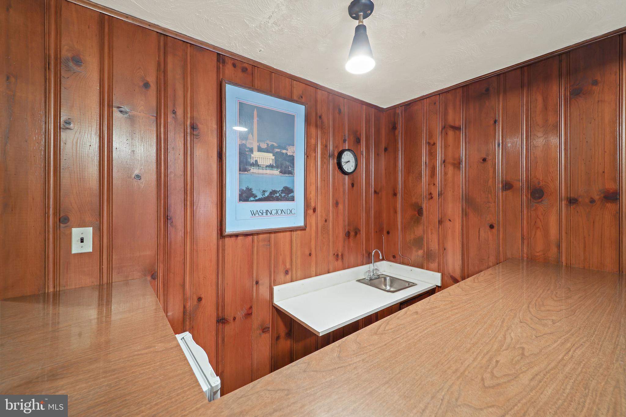 RIVERCREST - Residential