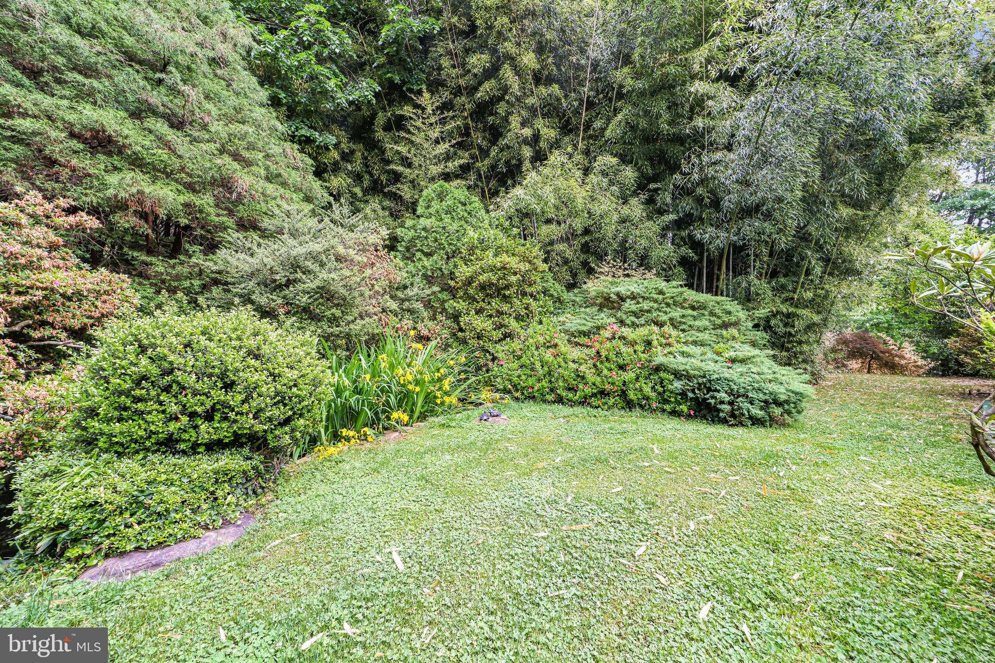 RIVERCREST - Residential