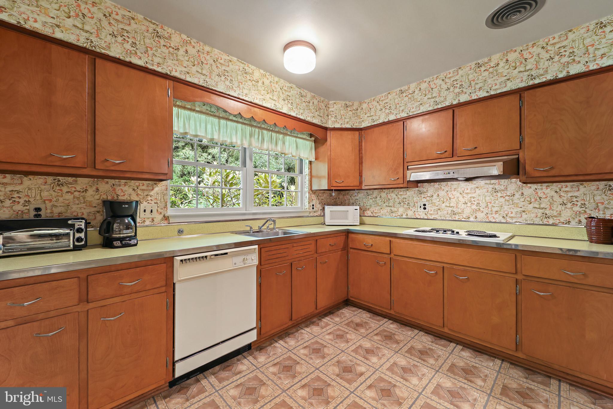 RIVERCREST - Residential