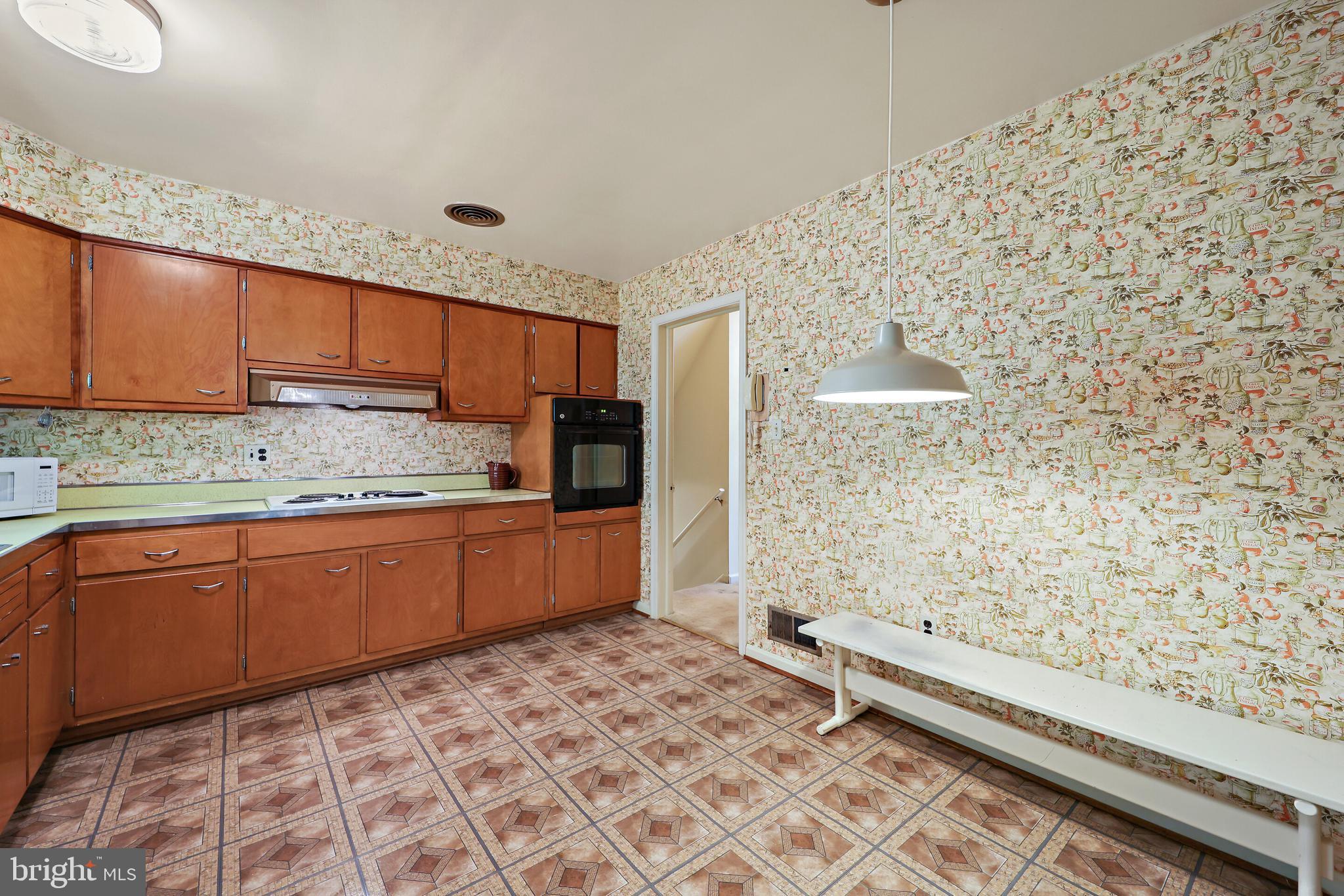 RIVERCREST - Residential