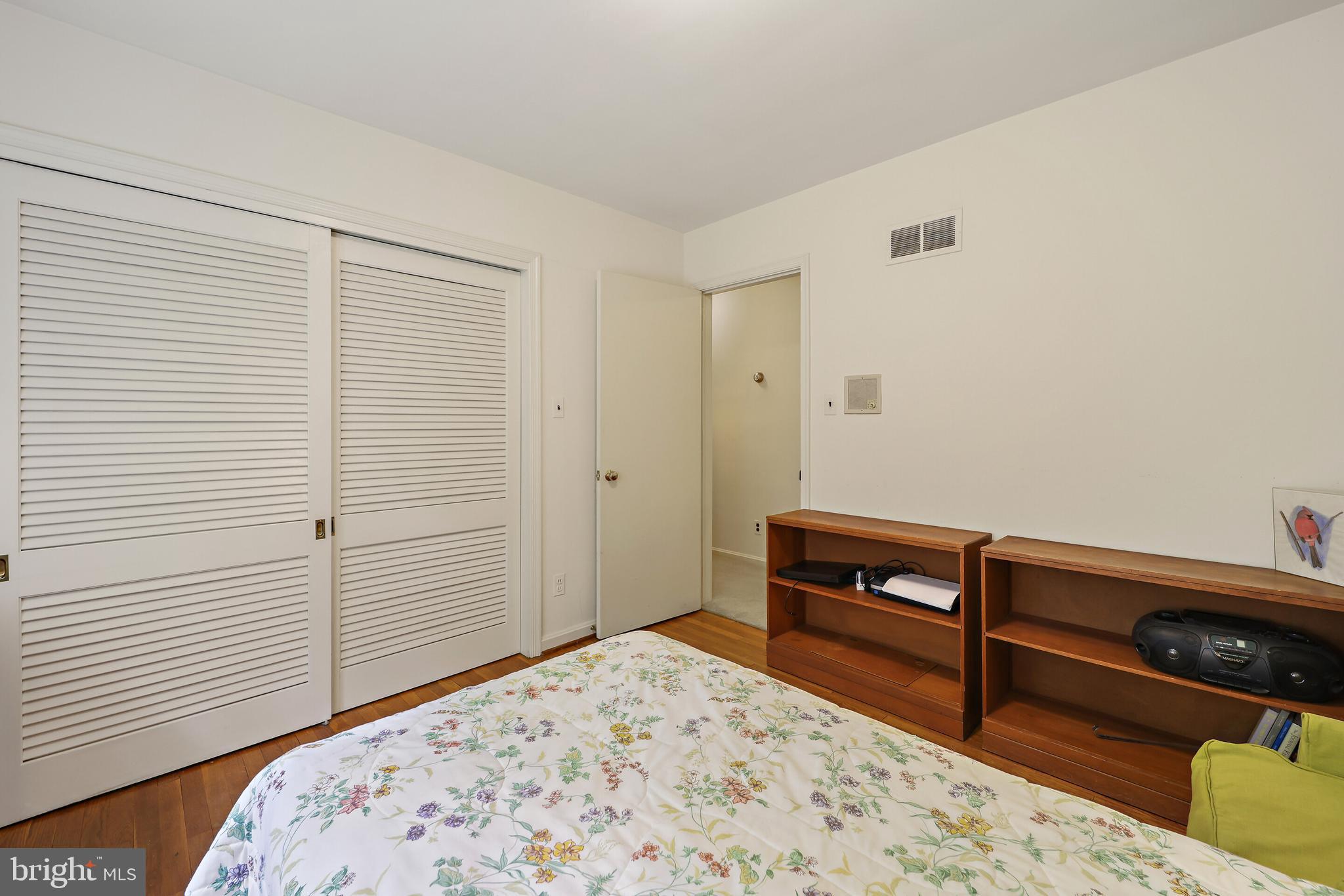 RIVERCREST - Residential