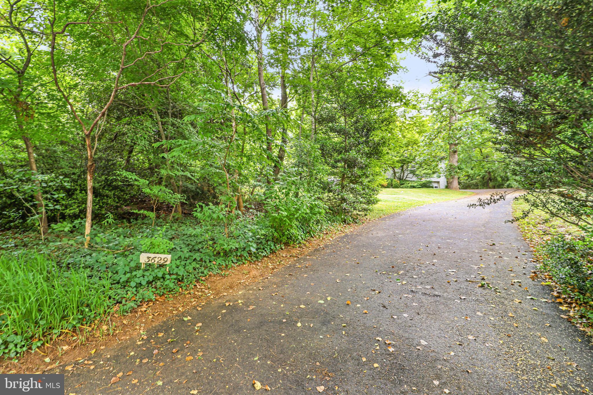 RIVERCREST - Residential