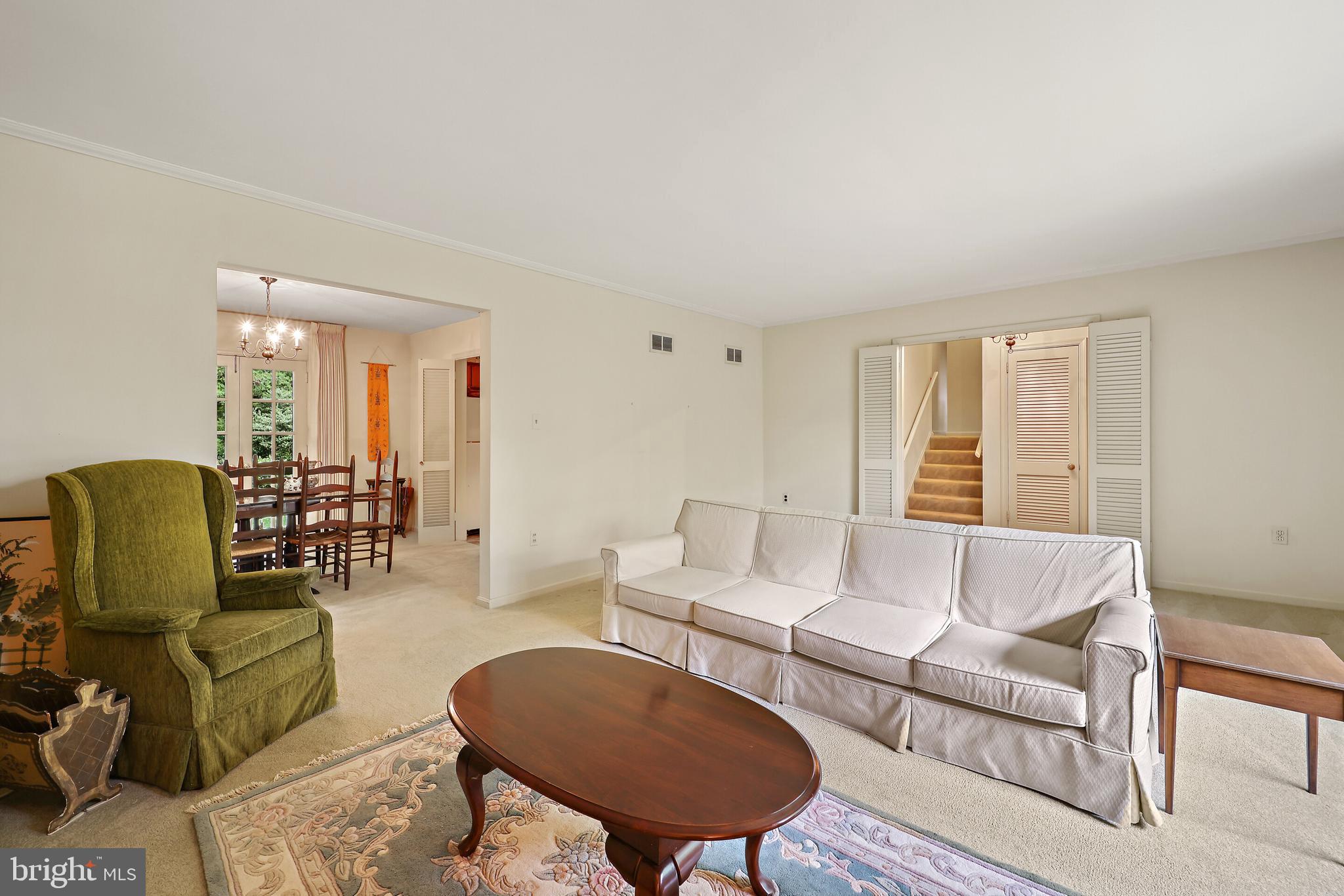 RIVERCREST - Residential