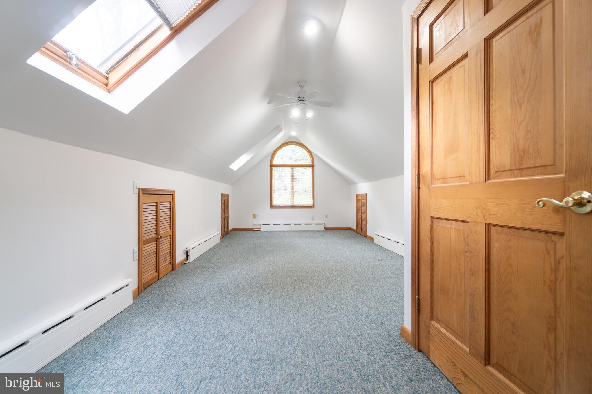 FAIRLAND ACRES - Residential