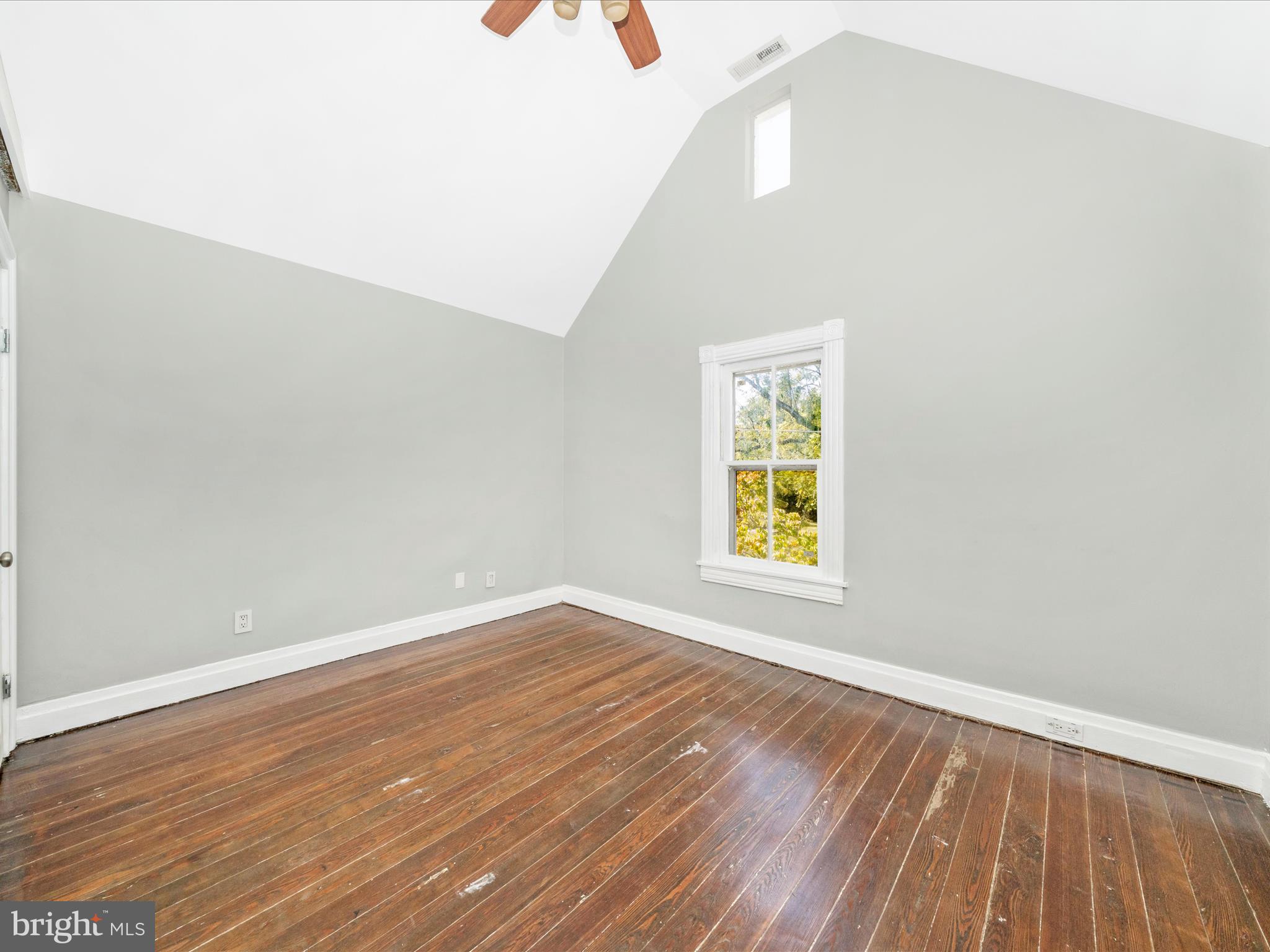 ROCKVILLE PARK - Residential Lease