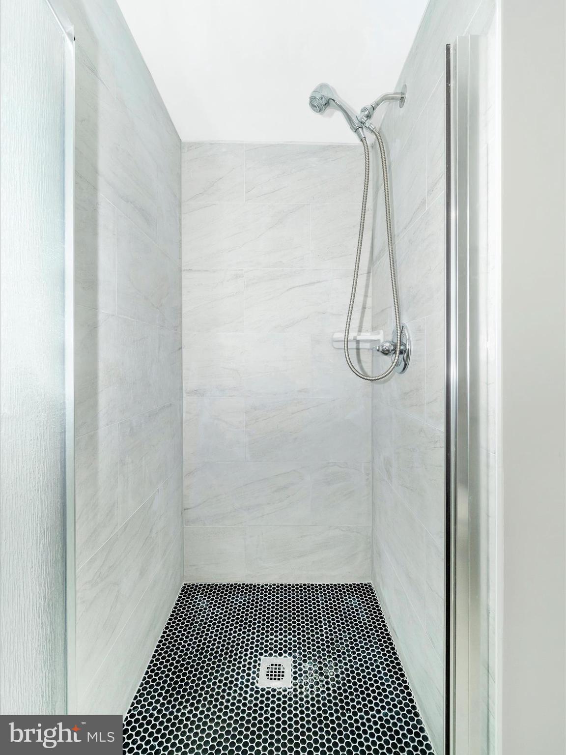 ROCKVILLE PARK - Residential Lease