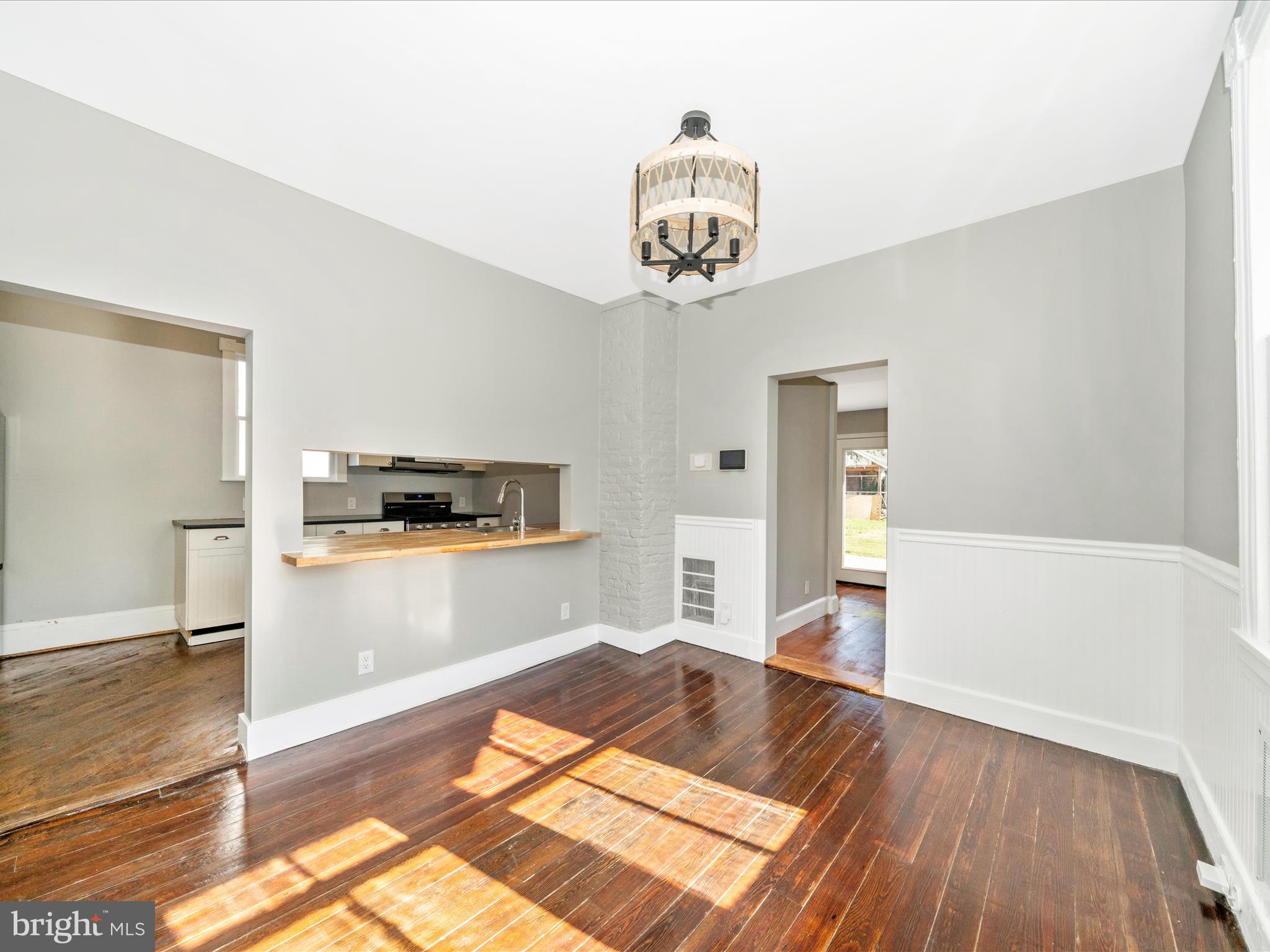 ROCKVILLE PARK - Residential Lease