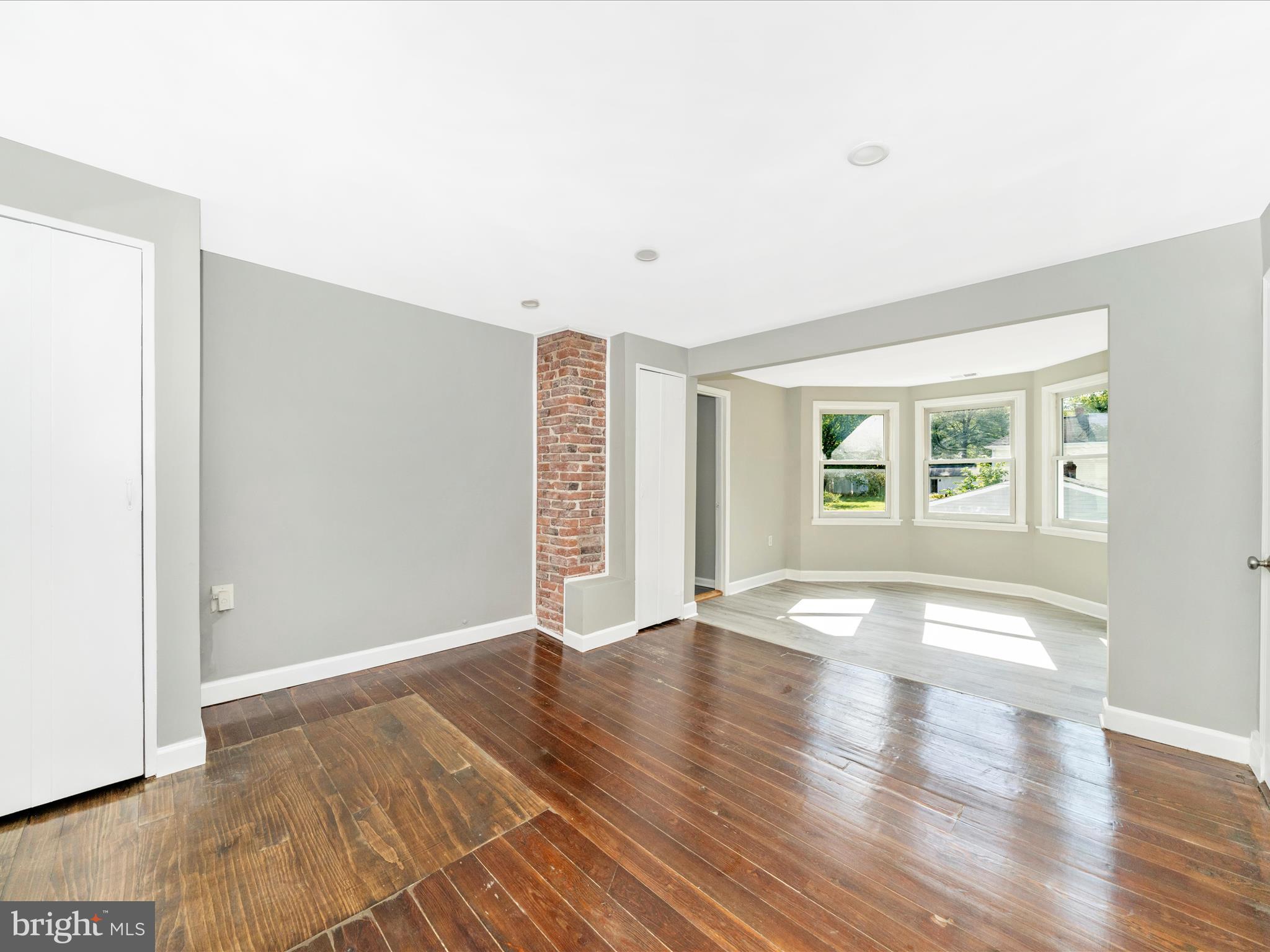 ROCKVILLE PARK - Residential Lease