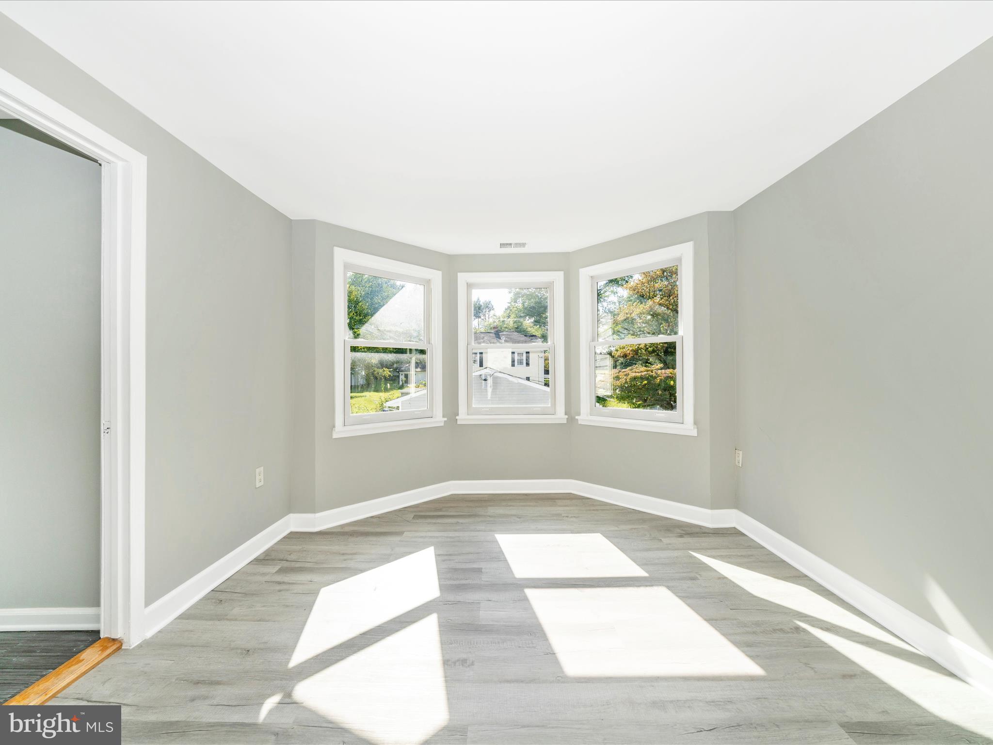 ROCKVILLE PARK - Residential Lease