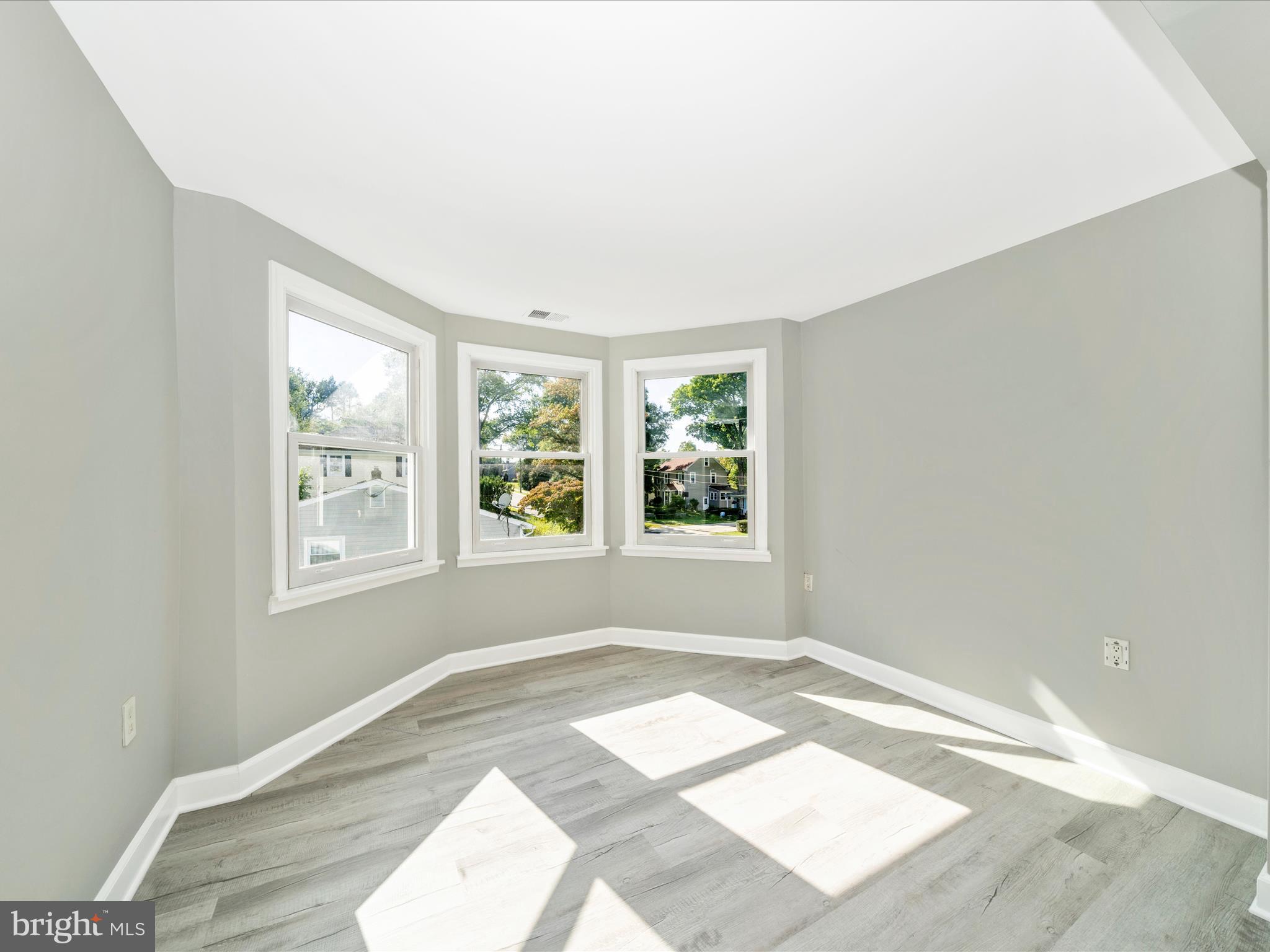 ROCKVILLE PARK - Residential Lease