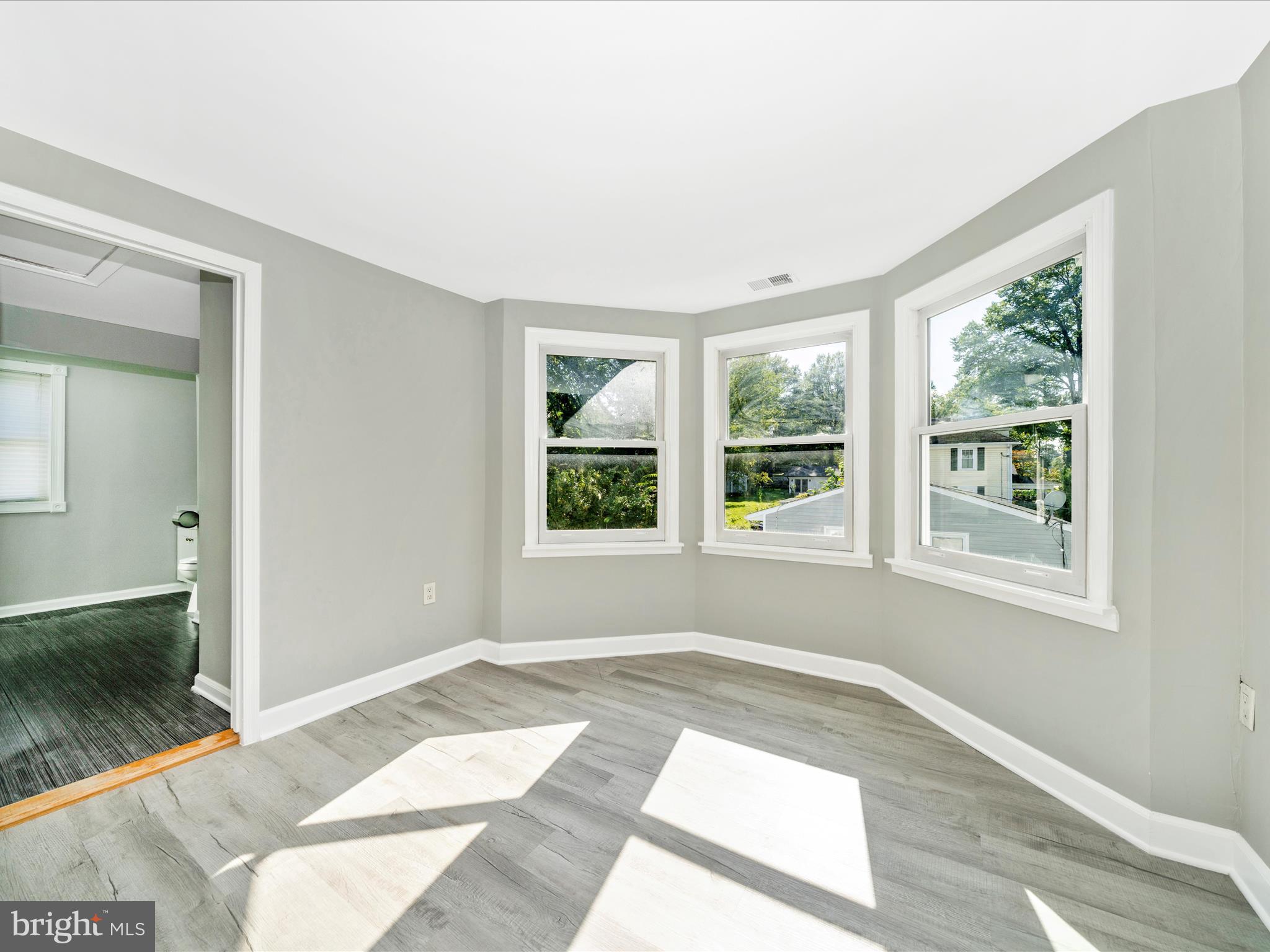 ROCKVILLE PARK - Residential Lease