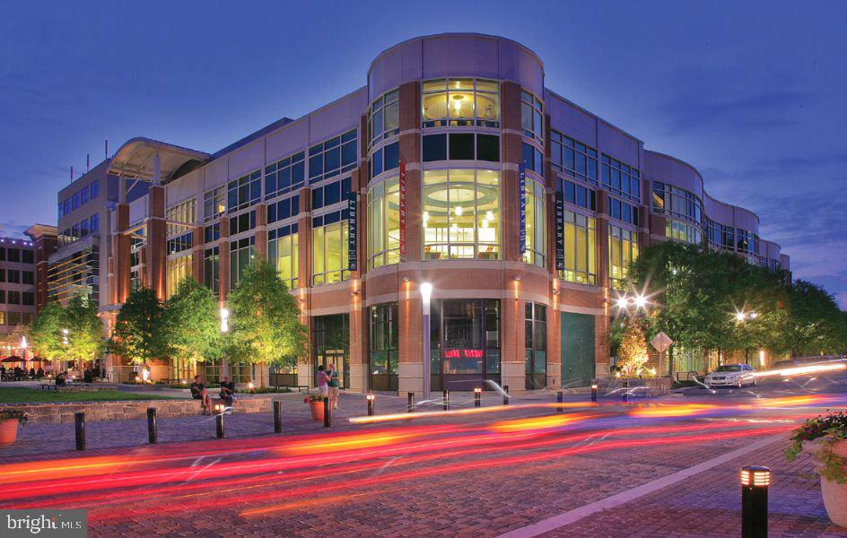 ROCKVILLE PARK - Residential Lease