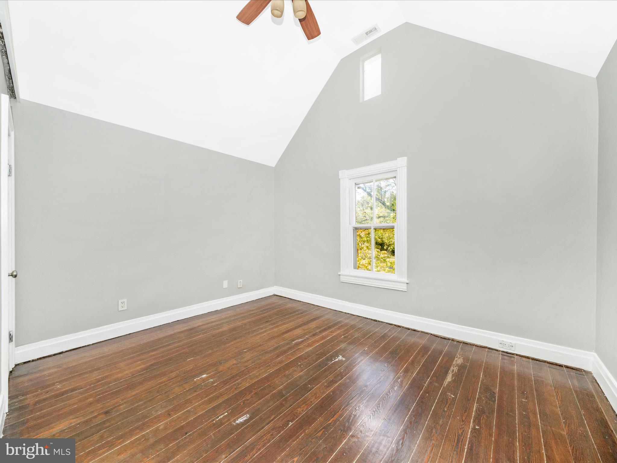 ROCKVILLE PARK - Residential Lease