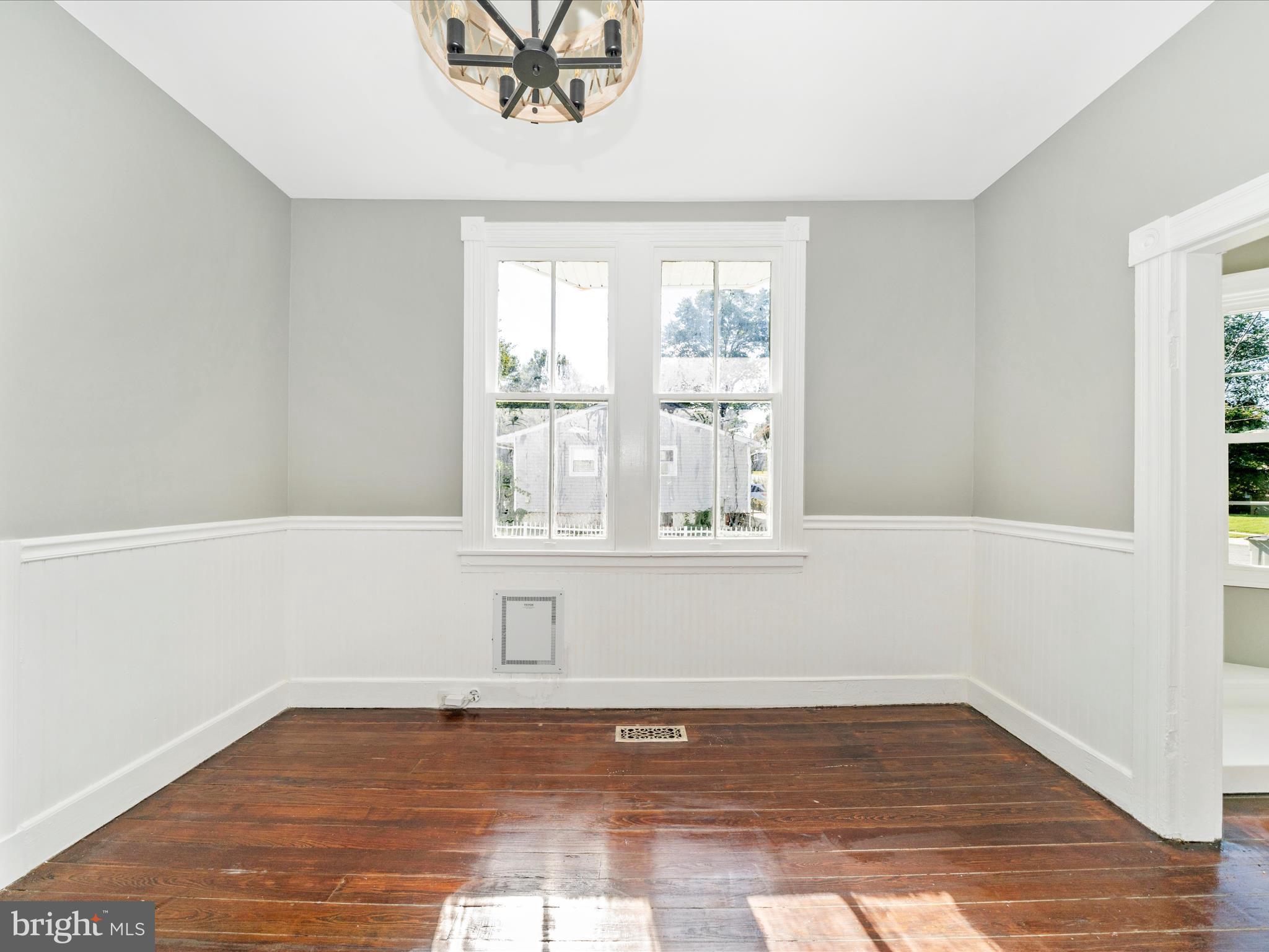 ROCKVILLE PARK - Residential Lease