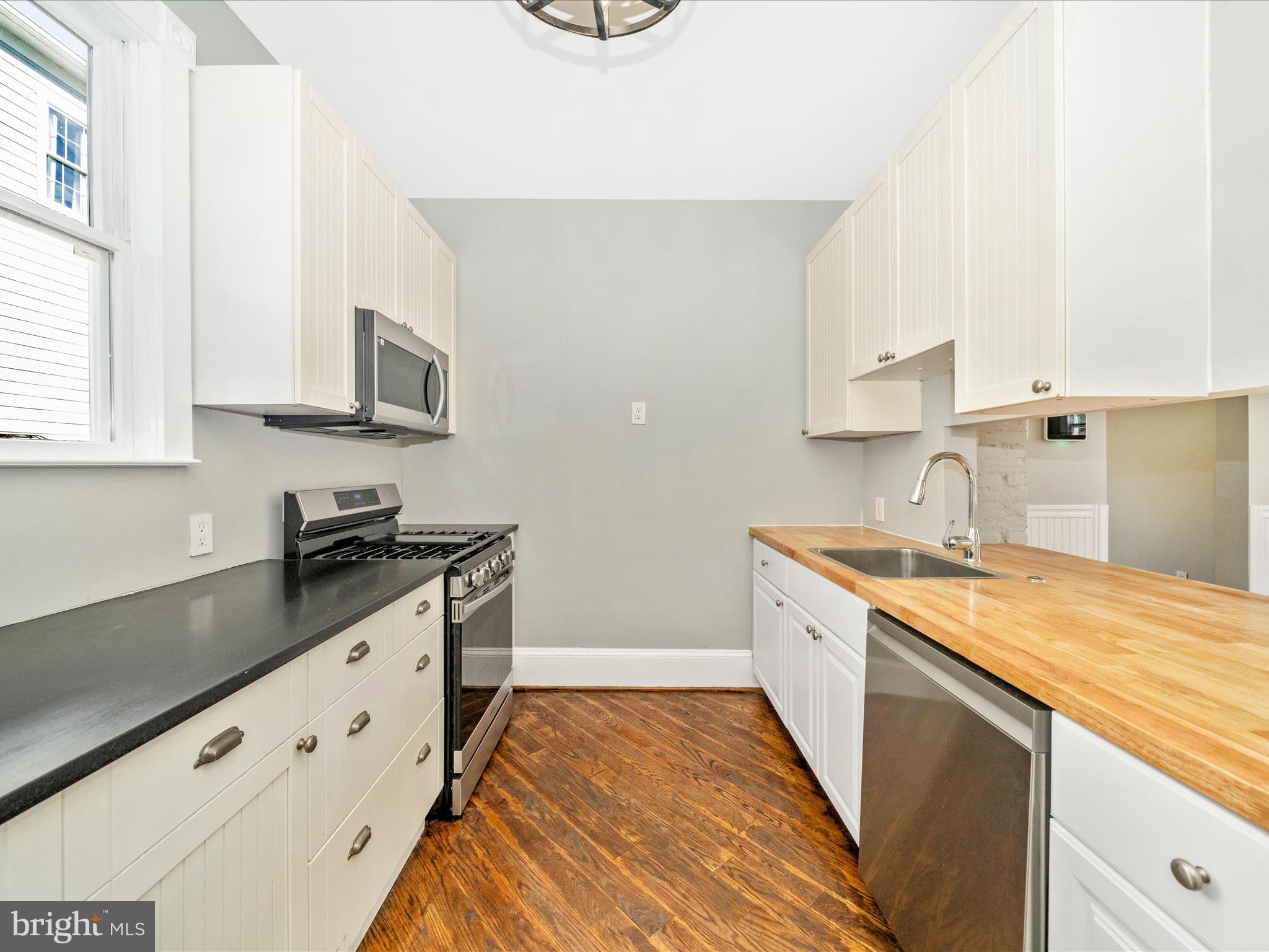 ROCKVILLE PARK - Residential Lease