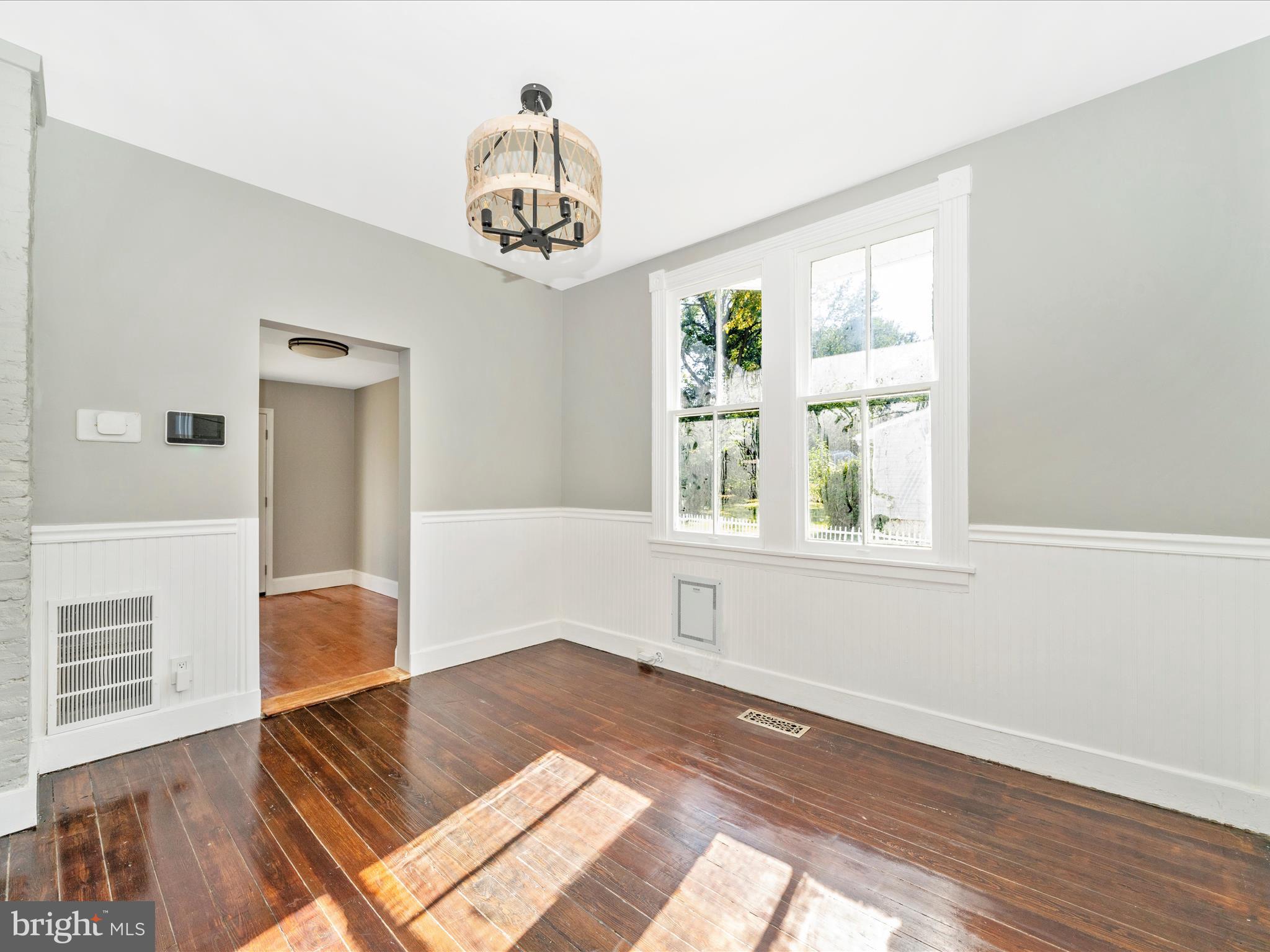 ROCKVILLE PARK - Residential Lease