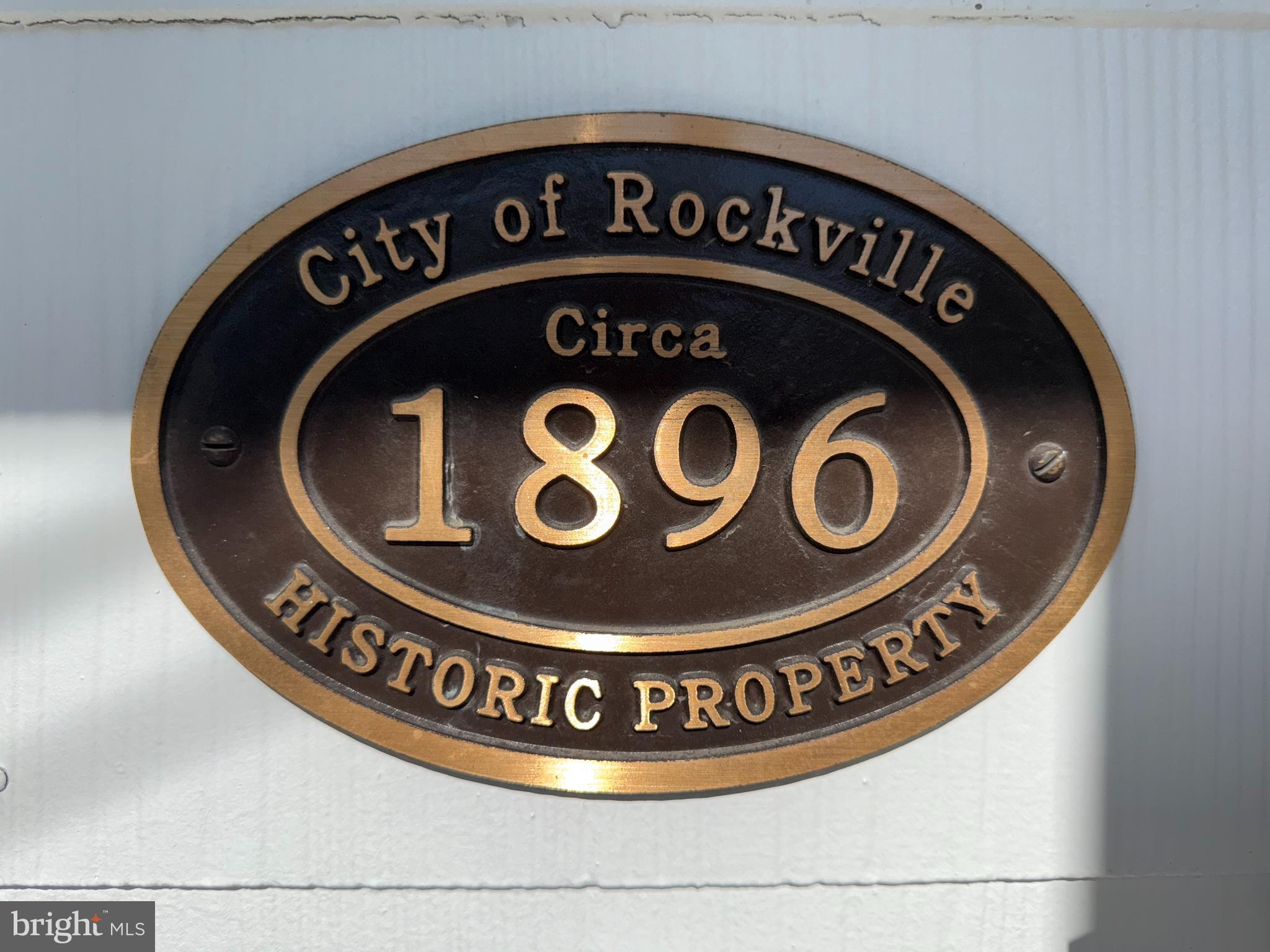 ROCKVILLE PARK - Residential Lease