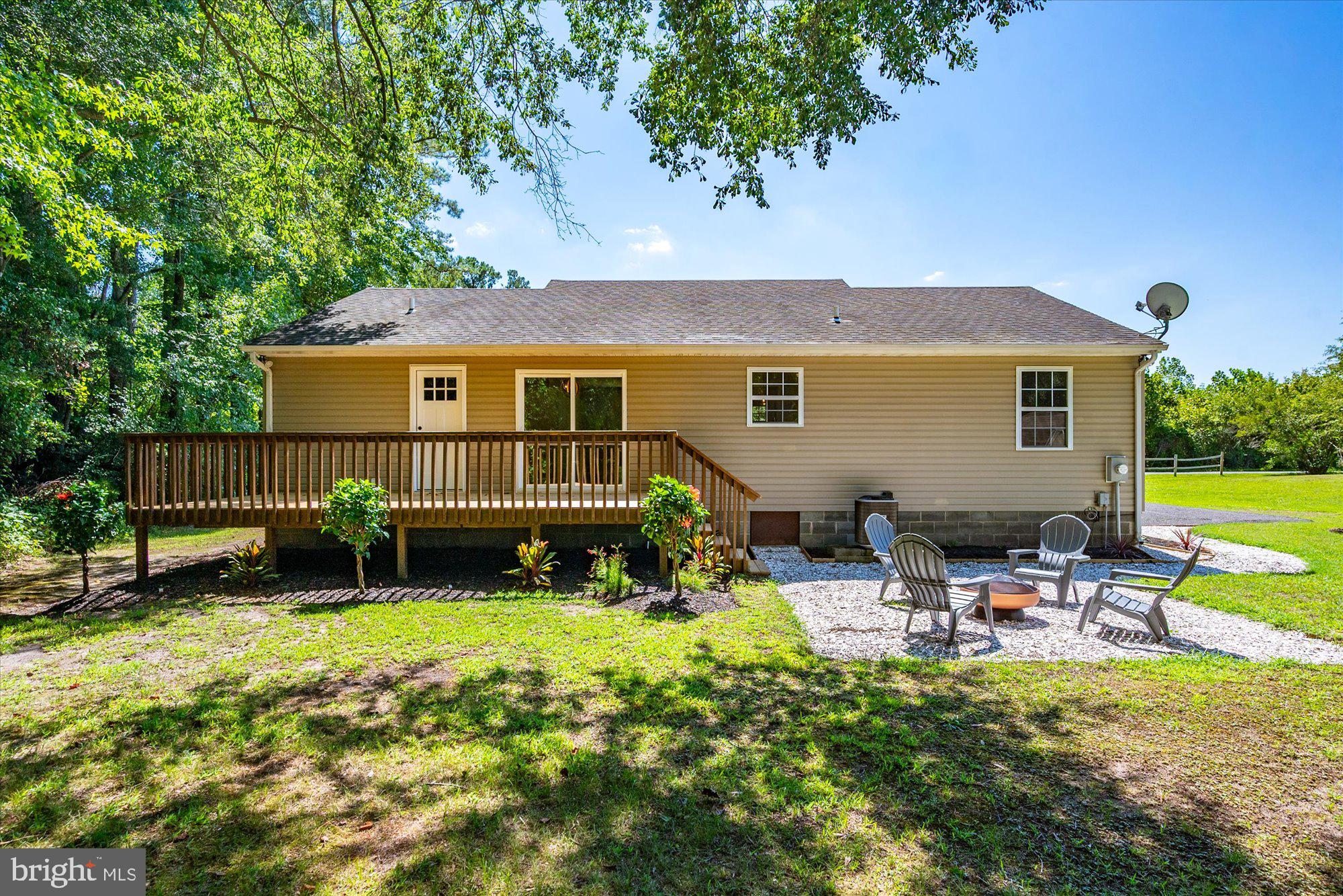5702 BLAKE ROAD