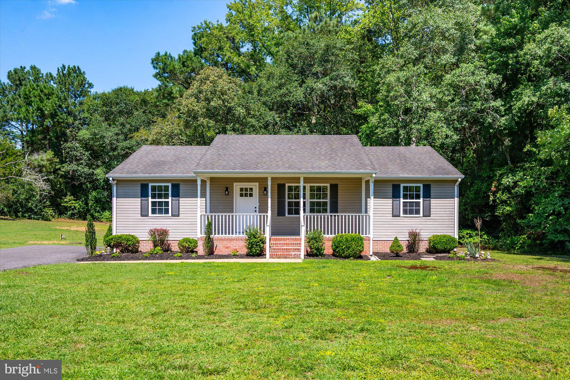 5702 BLAKE ROAD