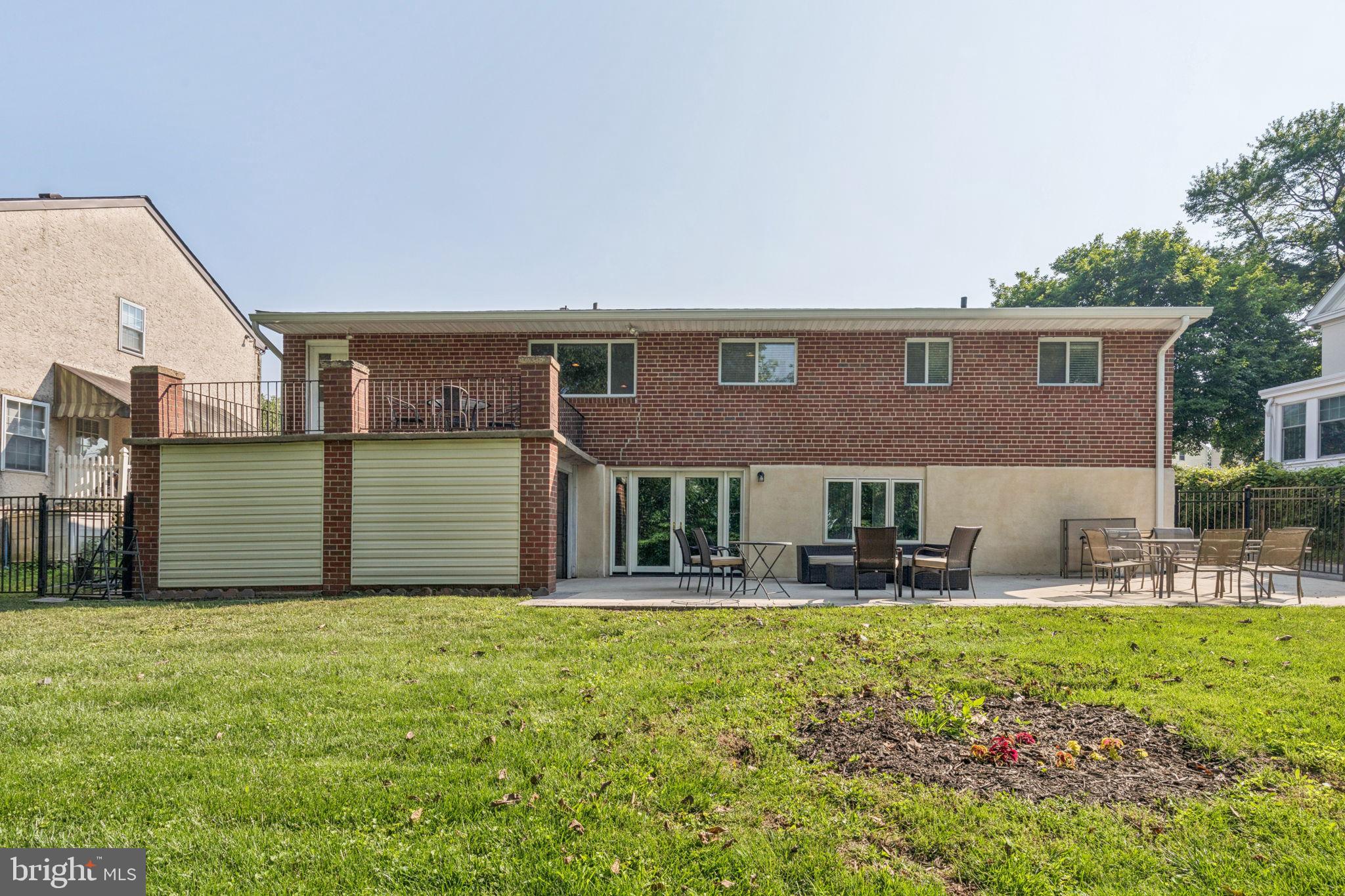 LLANERCH - Residential