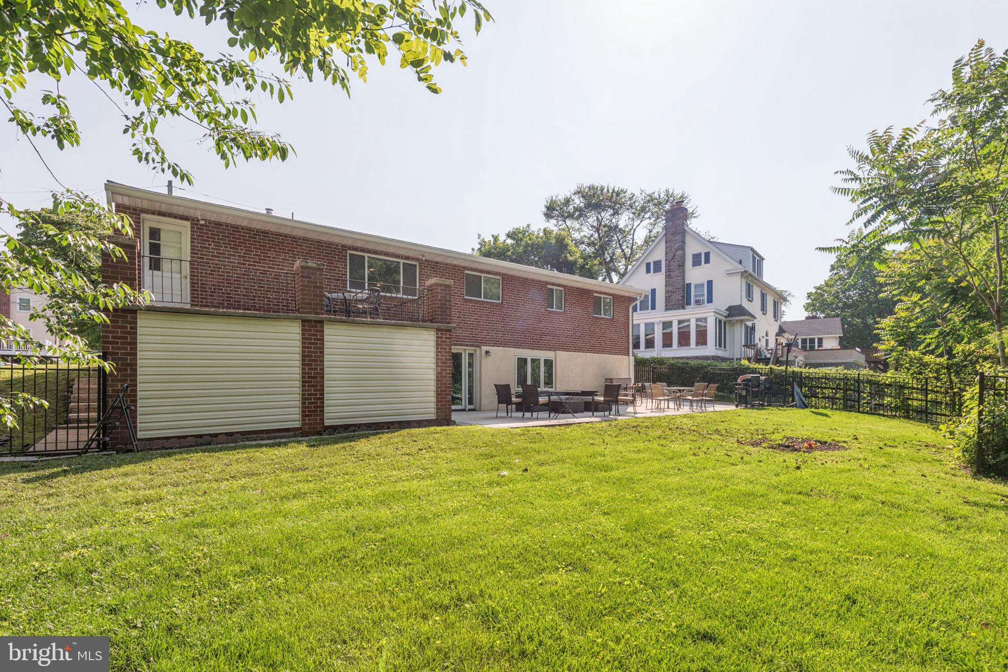 LLANERCH - Residential