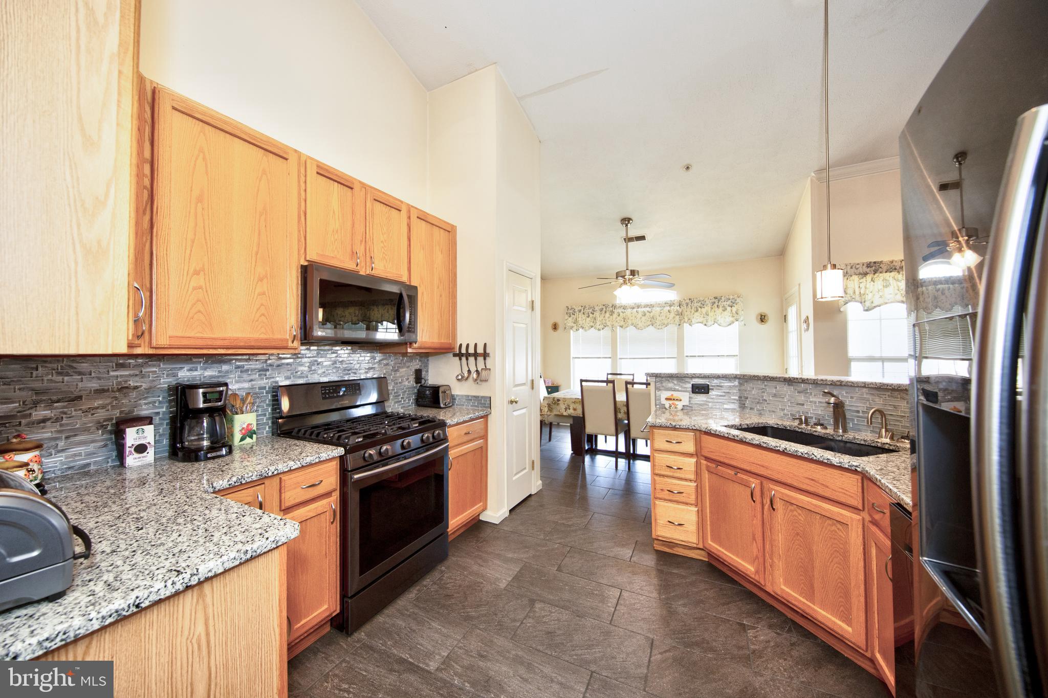 WINDSOR AT PERRY HALL FARMS - Residential