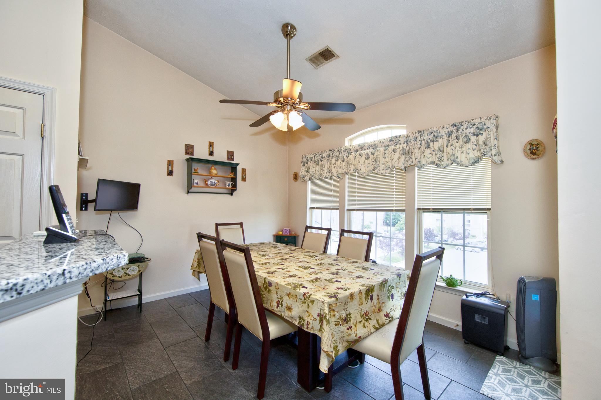 WINDSOR AT PERRY HALL FARMS - Residential